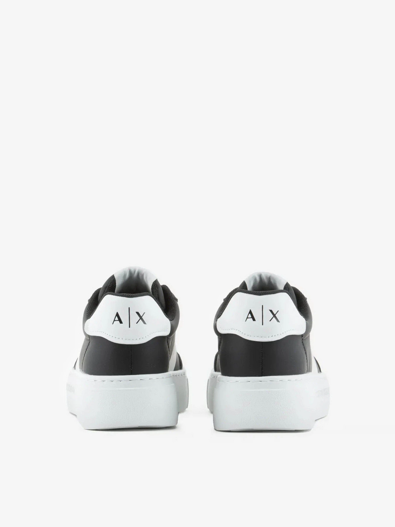 Кроссовки Armani Exchange модель XDX134-XV726-S277 Кроссовки Armani Exchange модель XDX134-XV726-S277 Фото