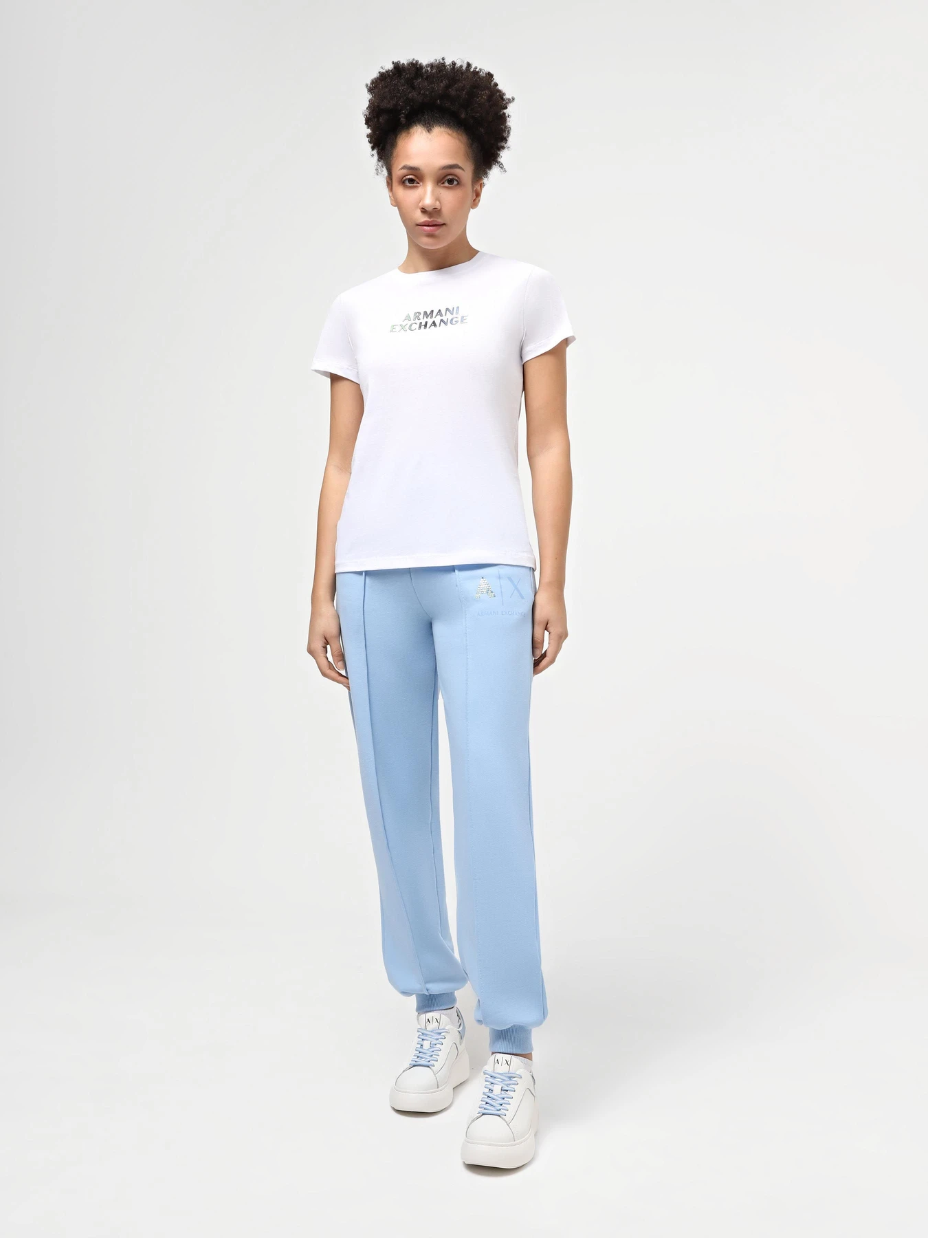 Кроссовки Armani Exchange модель XDX108-XV788-T781 Фото