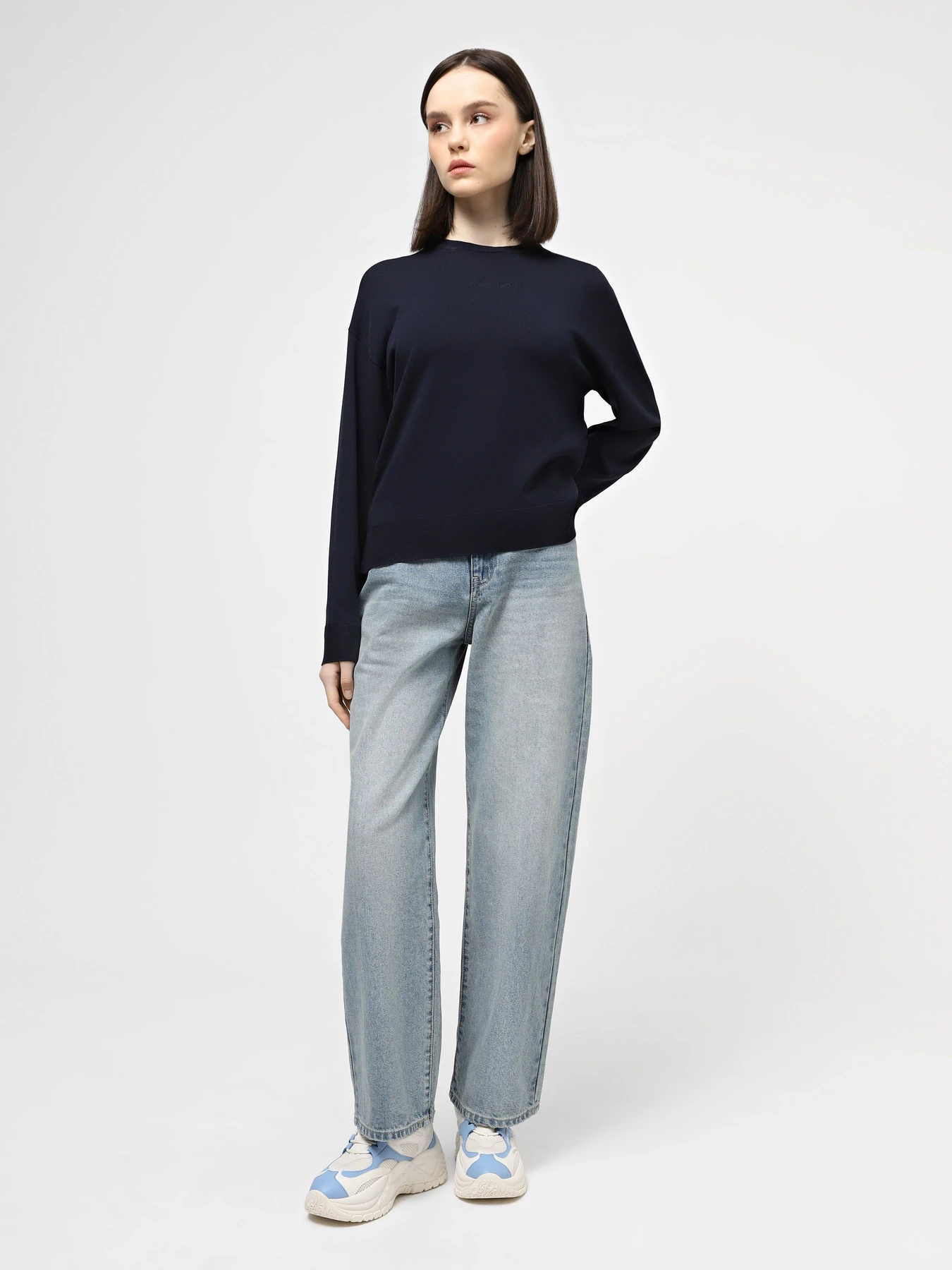 Кроссовки Armani Exchange модель XDX120-XV708-T801 Фото