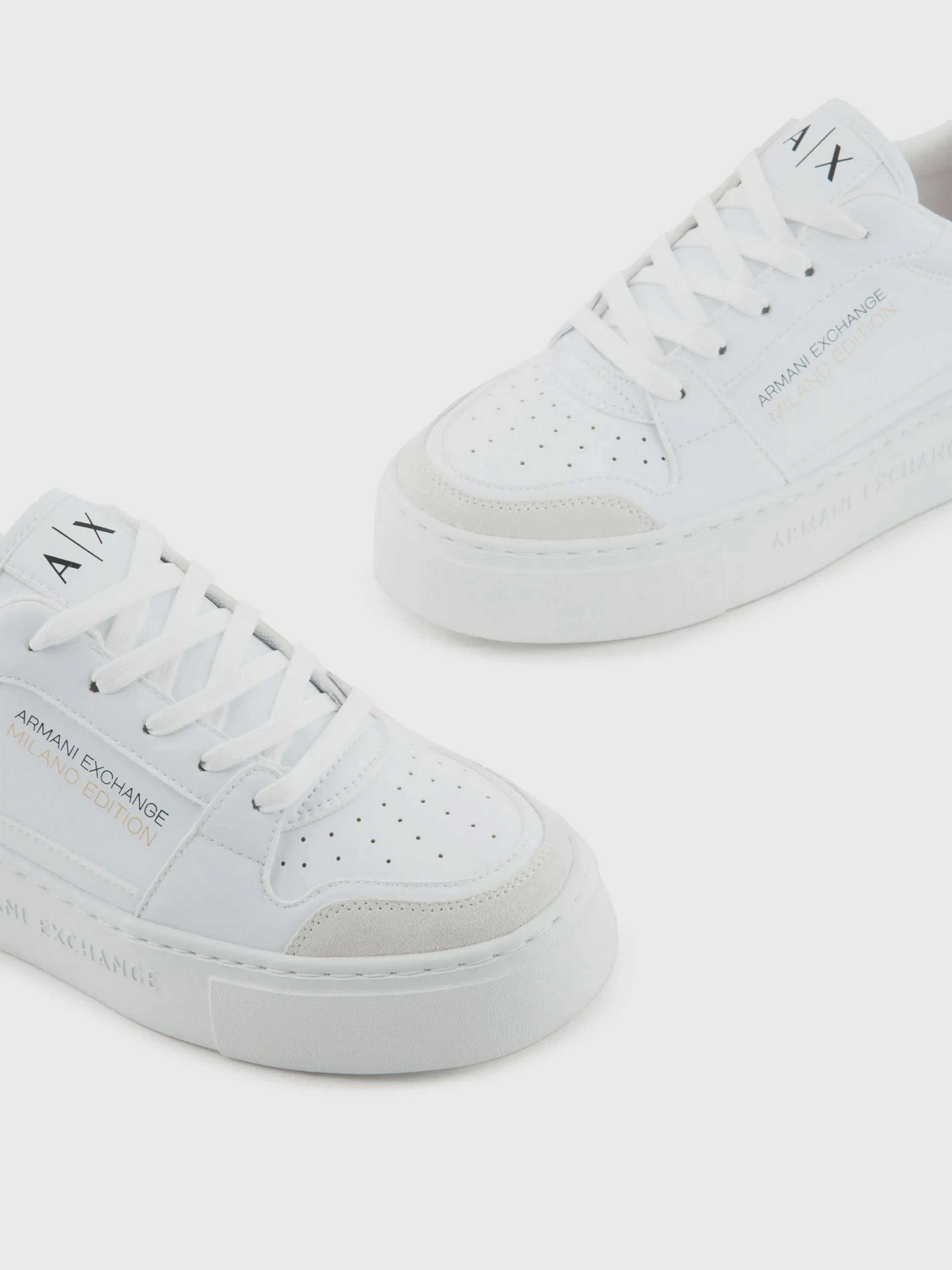 Кроссовки Armani Exchange модель XDX157-XV838-K702 Кроссовки Armani Exchange модель XDX157-XV838-K702 Фото