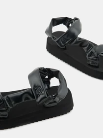 Сандалии Armani Exchange модель XDP044-XV841-00002 Фото