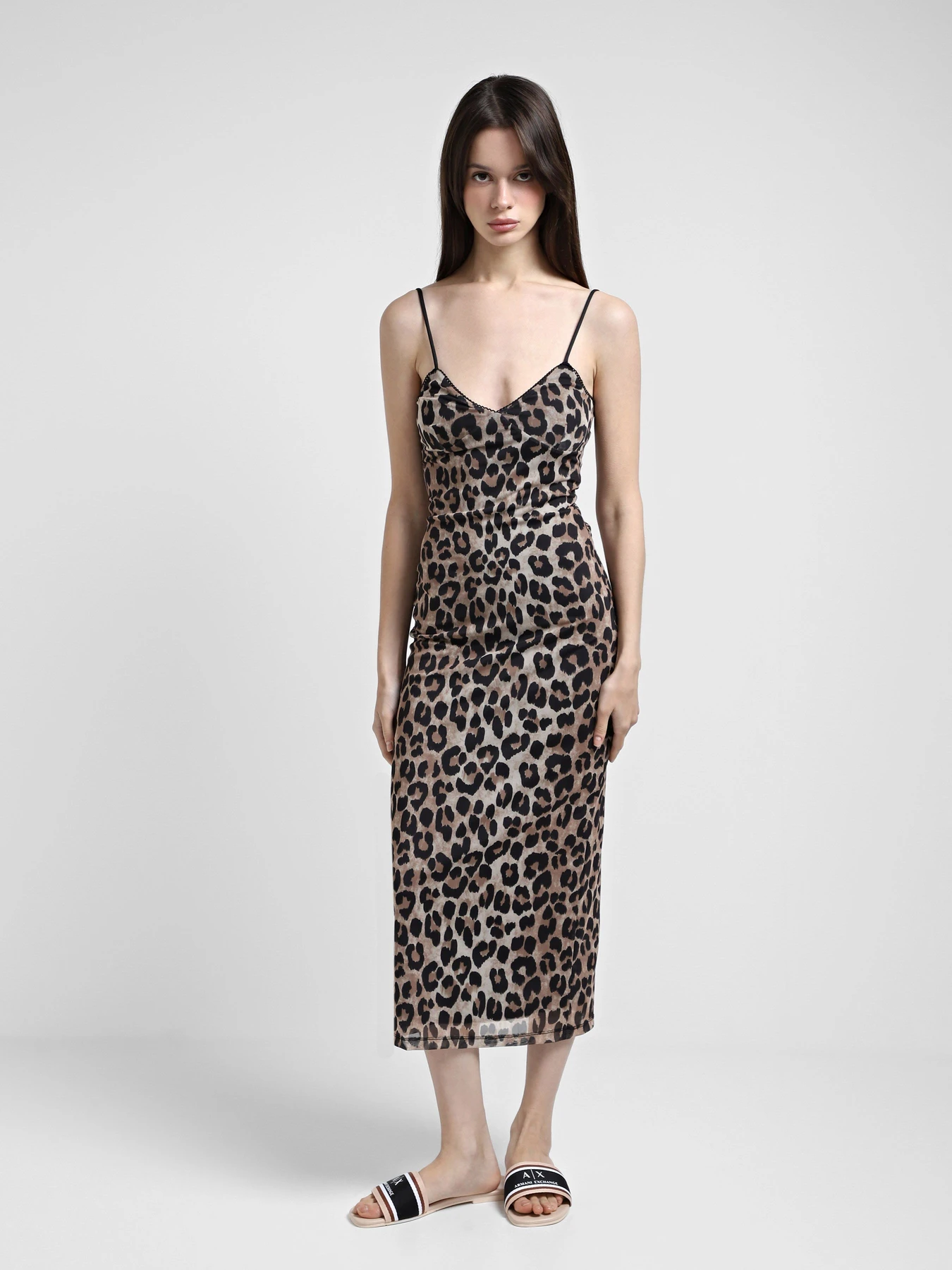 Шльопанці Armani Exchange модель XDP045-XV842-00095 Шльопанці Armani Exchange модель XDP045-XV842-00095 Фото