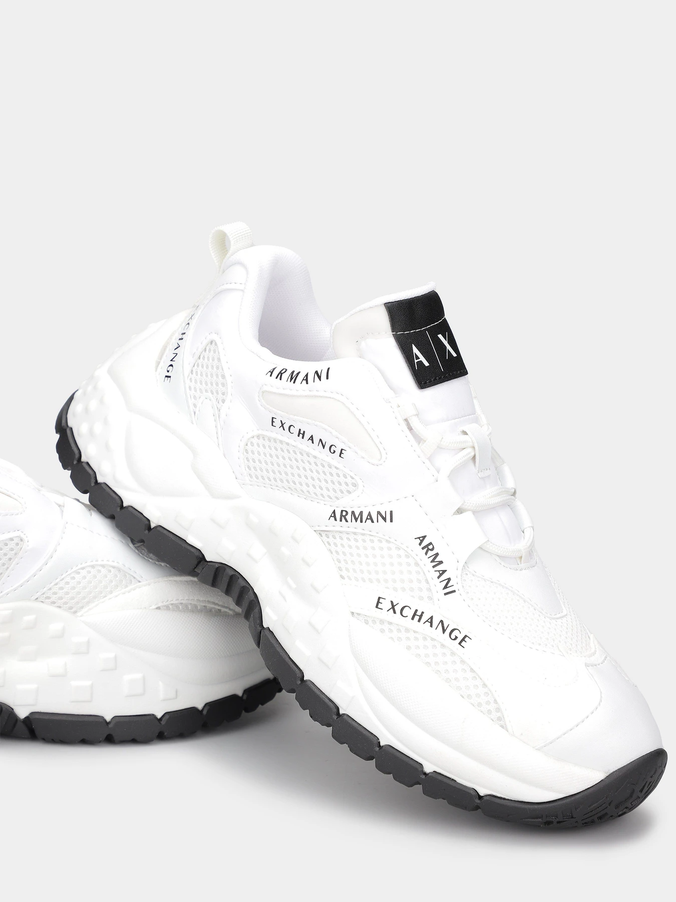 Кросівки Armani Exchange модель XDX120-XV708-T802 Фото