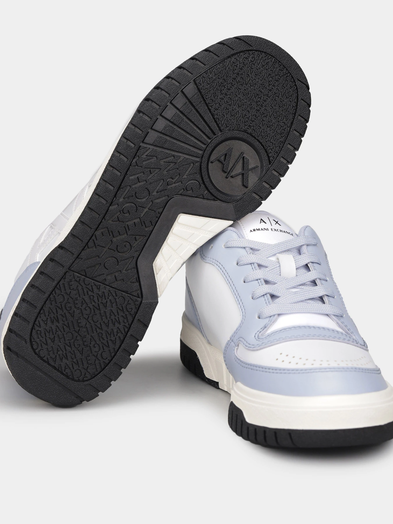 Кроссовки Armani Exchange модель XDX149-XV765-K709 Кроссовки Armani Exchange модель XDX149-XV765-K709 Фото