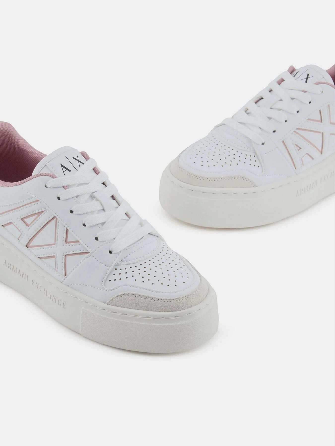 Кроссовки Armani Exchange модель XDX147-XV830-U274 Кроссовки Armani Exchange модель XDX147-XV830-U274 Фото