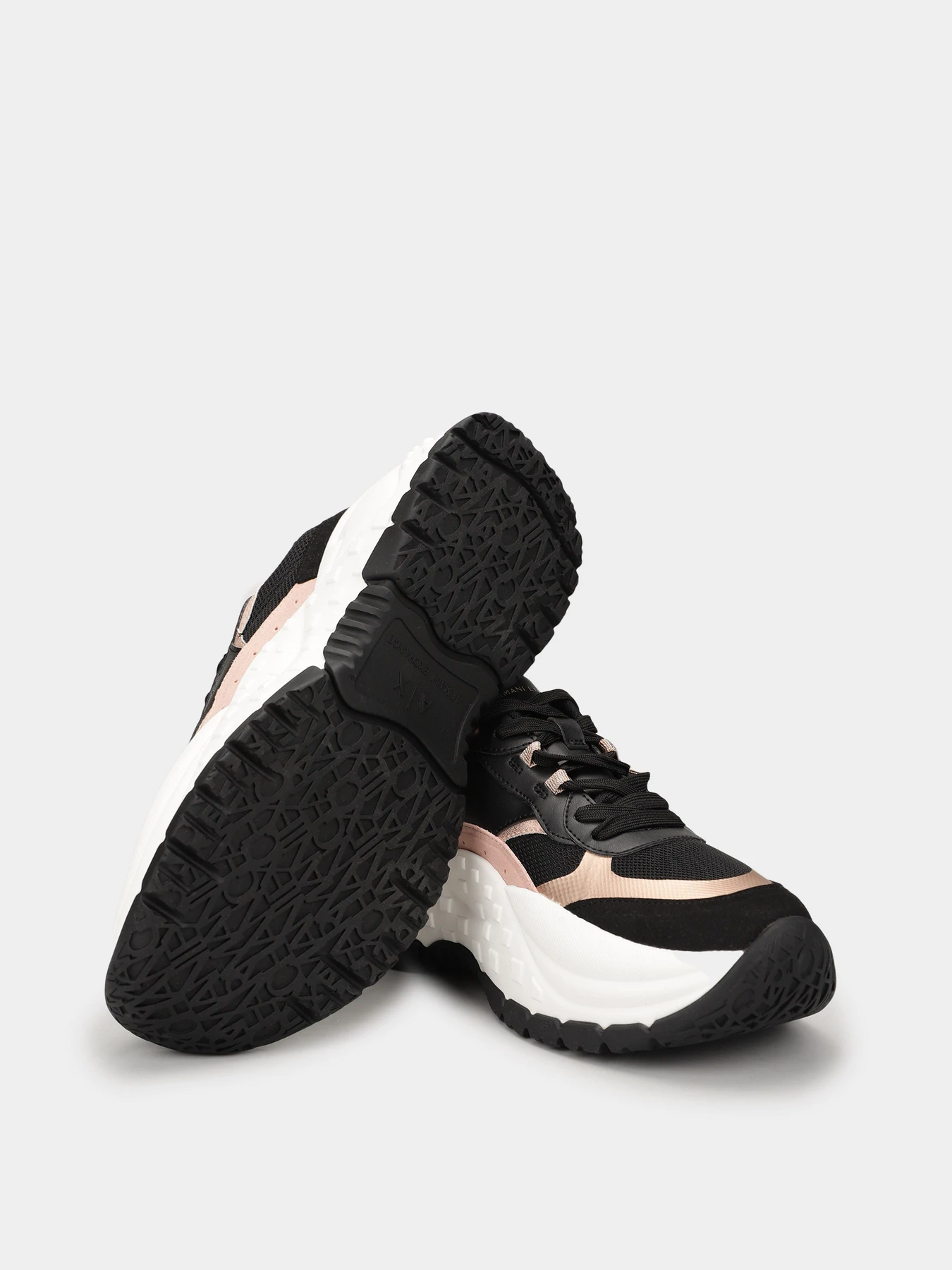 Кросівки Armani Exchange модель XDX171-XV898-K700 Фото