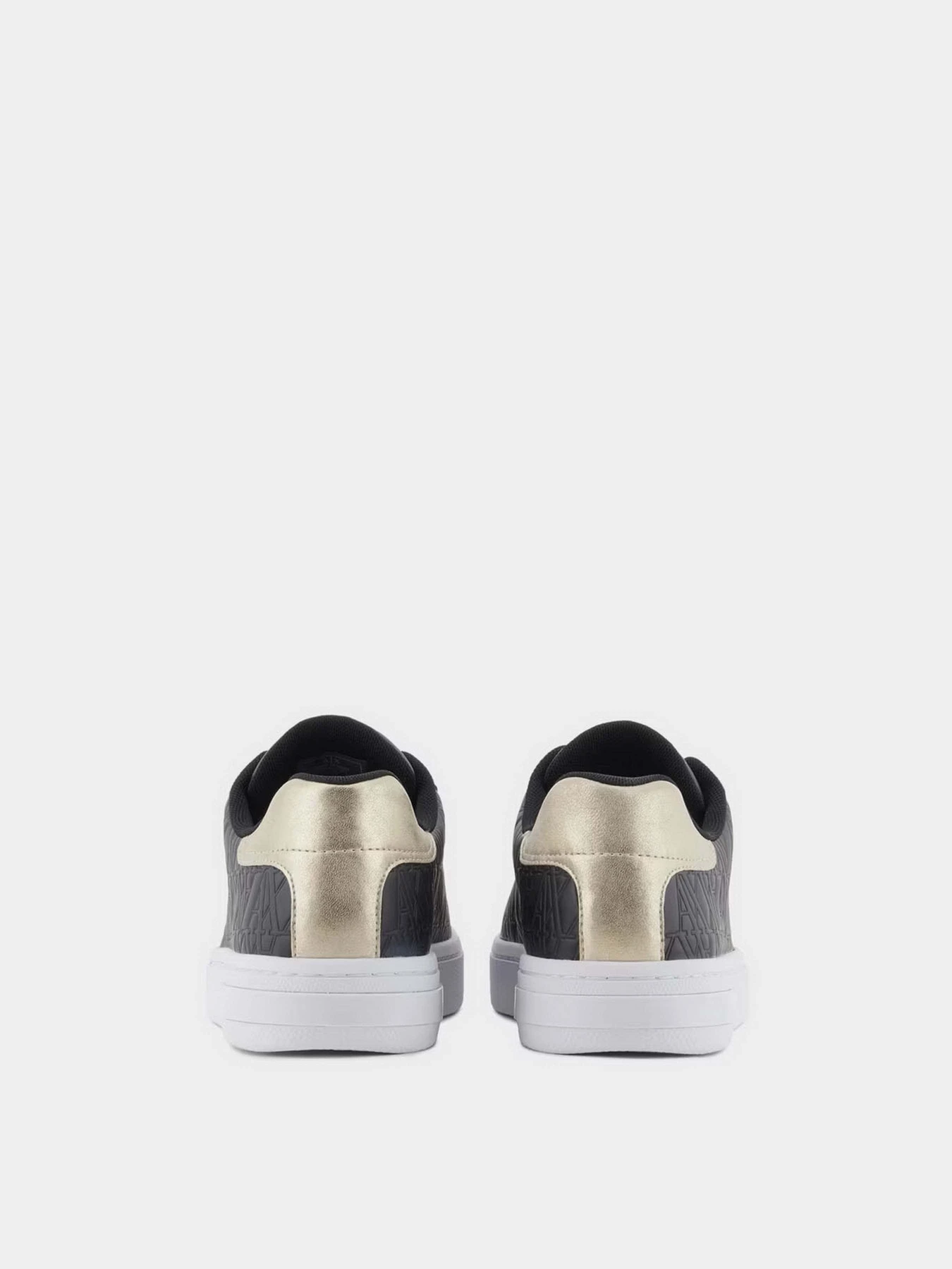 Кеди Armani Exchange модель XDX165-XV891-T780 Кеди Armani Exchange модель XDX165-XV891-T780 Фото