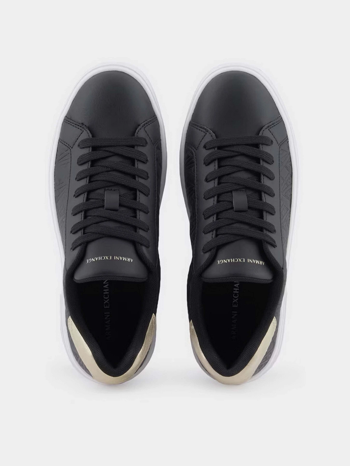 Кеди Armani Exchange модель XDX165-XV891-T780 Кеди Armani Exchange модель XDX165-XV891-T780 Фото
