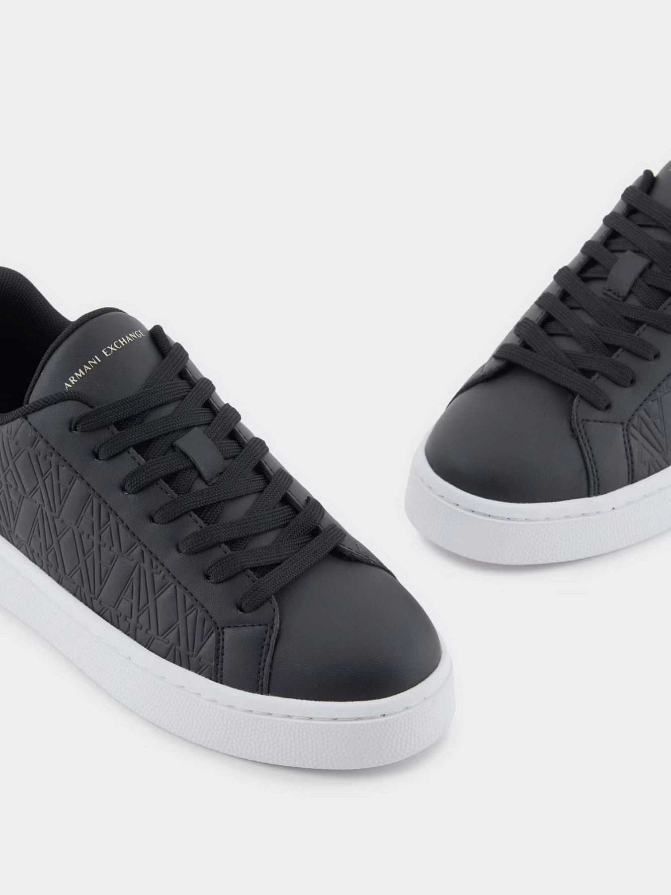 Кеди Armani Exchange модель XDX165-XV891-T780 Кеди Armani Exchange модель XDX165-XV891-T780 Фото