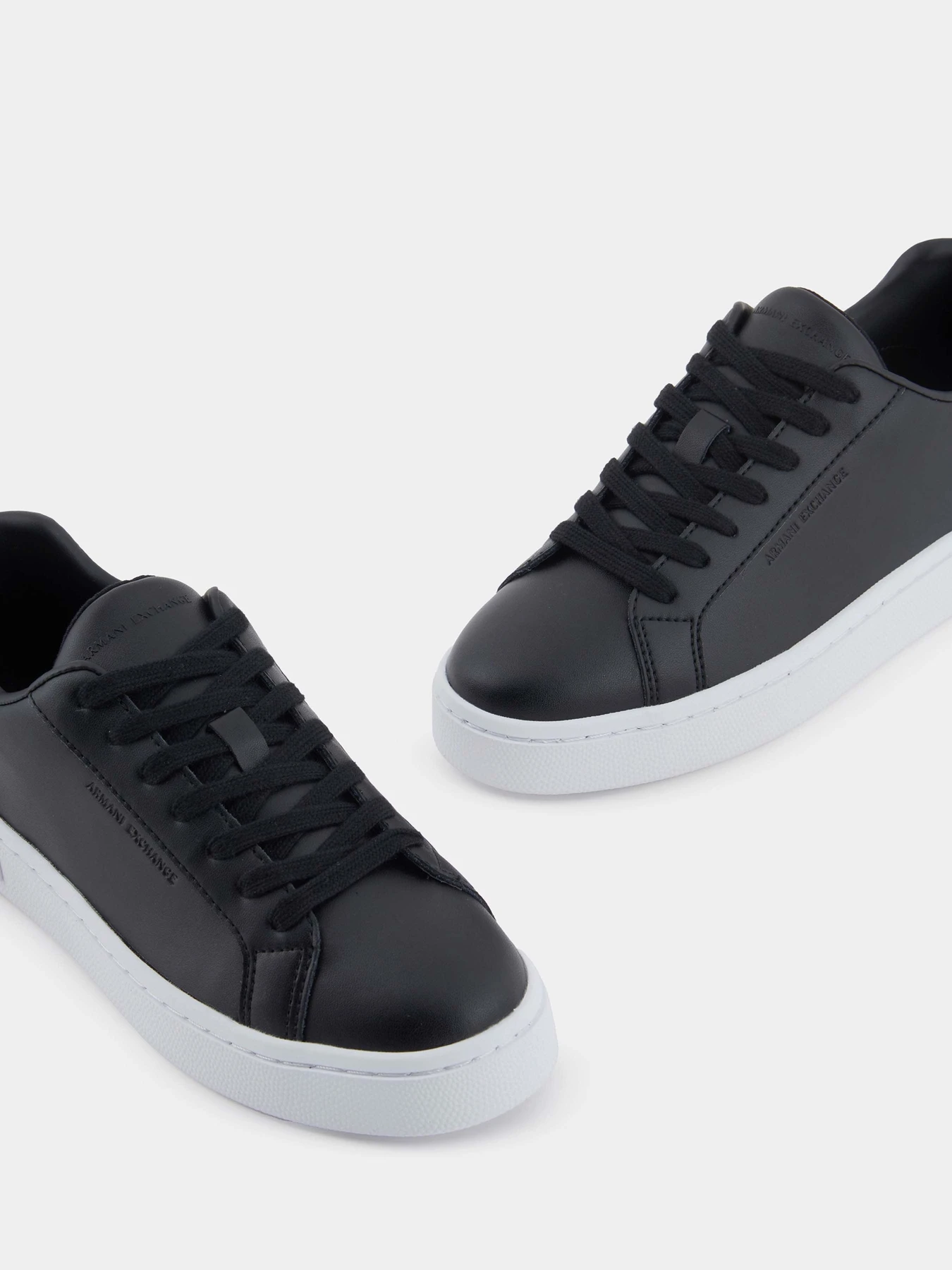 Кеди Armani Exchange модель XW000295-AF11912-UC001 Кеди Armani Exchange модель XW000295-AF11912-UC001 Фото