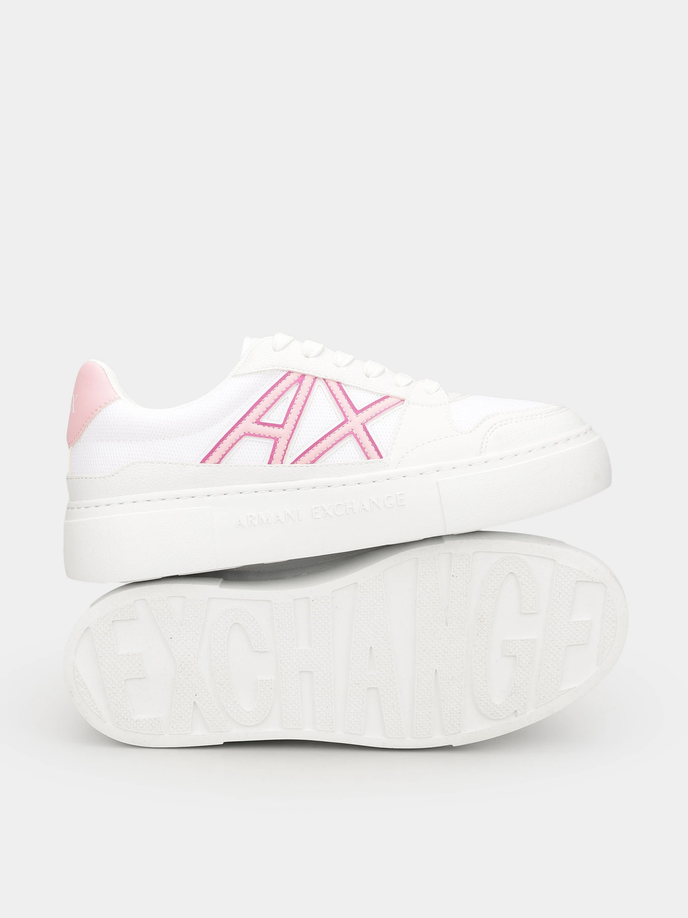 Кроссовки Armani Exchange модель XDX178-XV929-S935 Фото