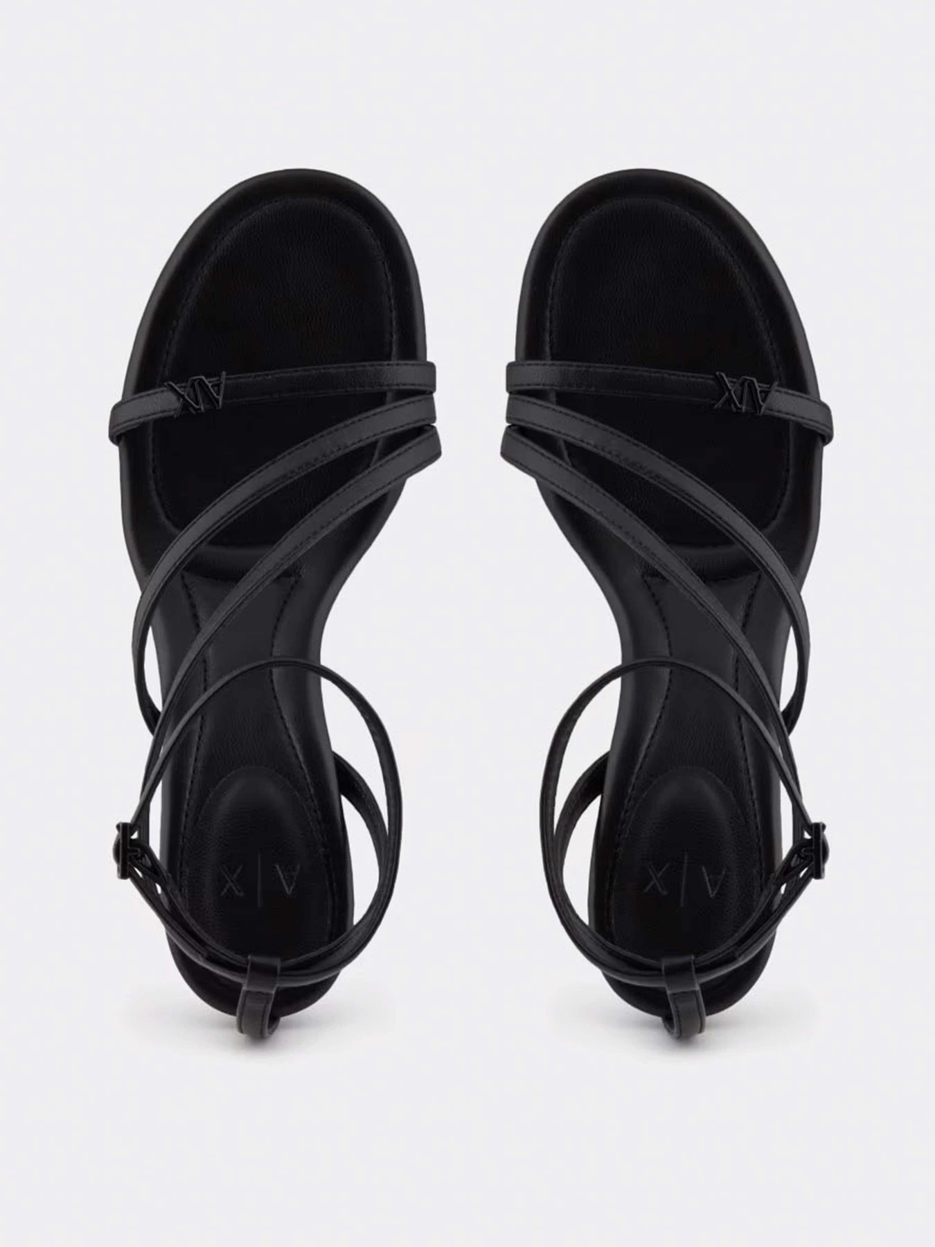 Босоножки Armani Exchange модель XDP058-XV841-00002 Фото