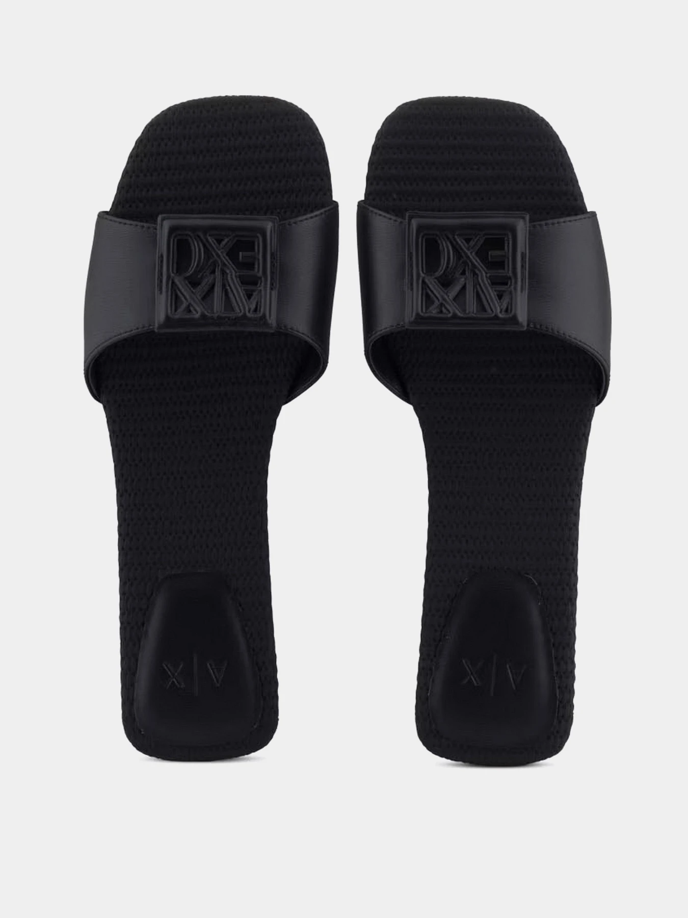 Шлёпанцы Armani Exchange модель XDP055-XV921-00002 Фото