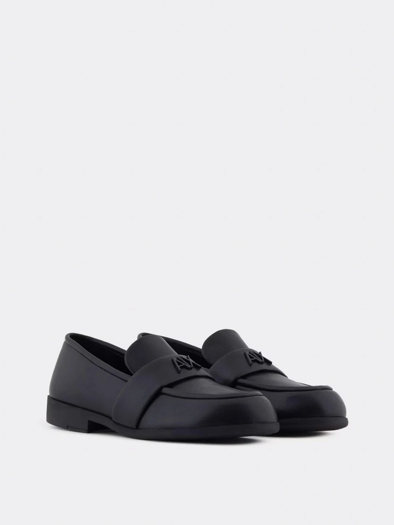 Туфли и лоферы Armani Exchange модель XW001635-AF13876-UC001 Фото