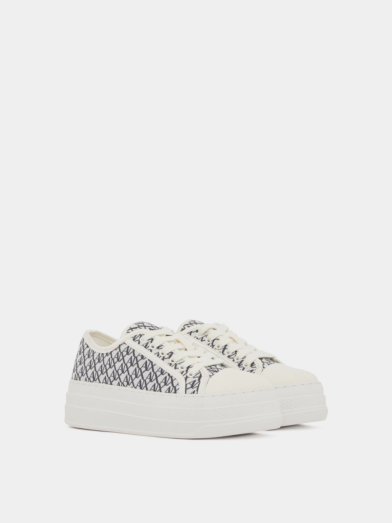 Кеди Armani Exchange модель XW002786-AF23055-MZ266 Фото