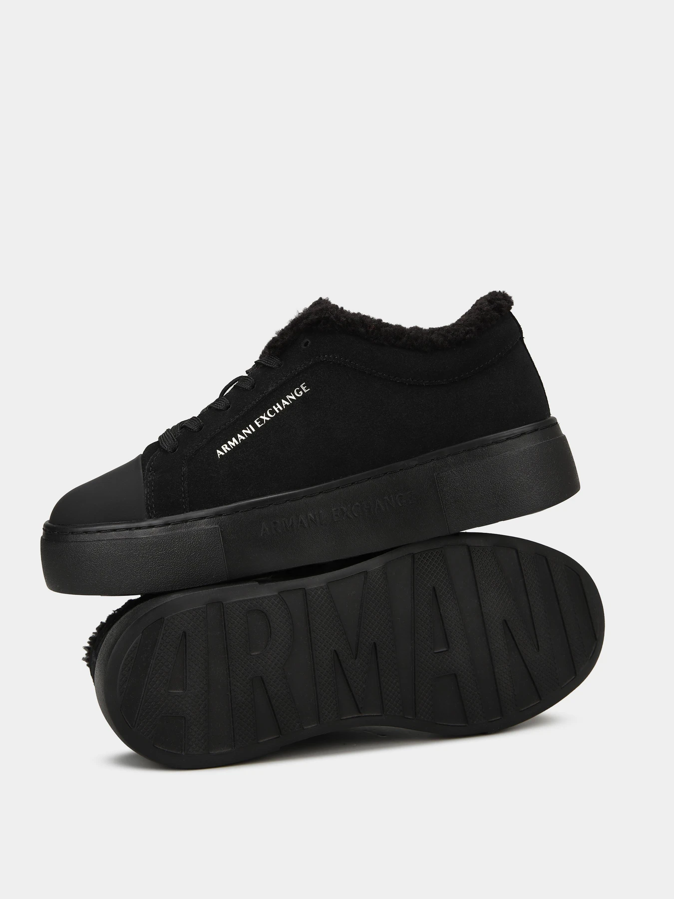 Кеды Armani Exchange модель XW003067-AF27450-UC001 Кеды Armani Exchange модель XW003067-AF27450-UC001 Фото