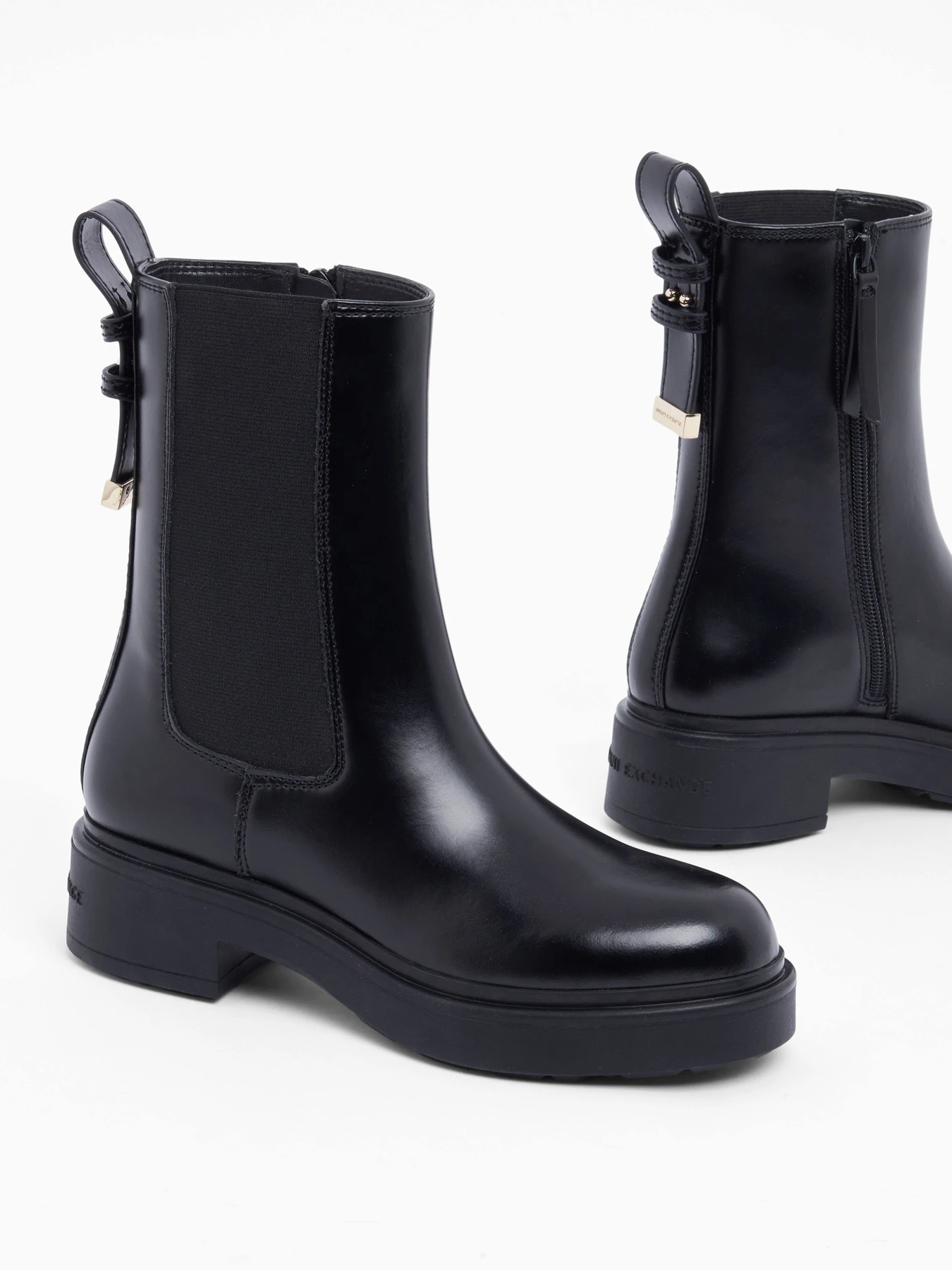 Ботинки и сапоги Armani Exchange модель XW003091-AF11912-UC001 Ботинки и сапоги Armani Exchange модель XW003091-AF11912-UC001 Фото