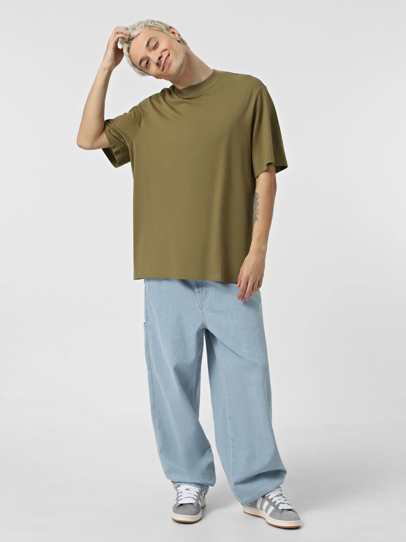 Футболки и поло Weekday модель 775788_KHAKI Футболки и поло Weekday модель 775788_KHAKI Фото