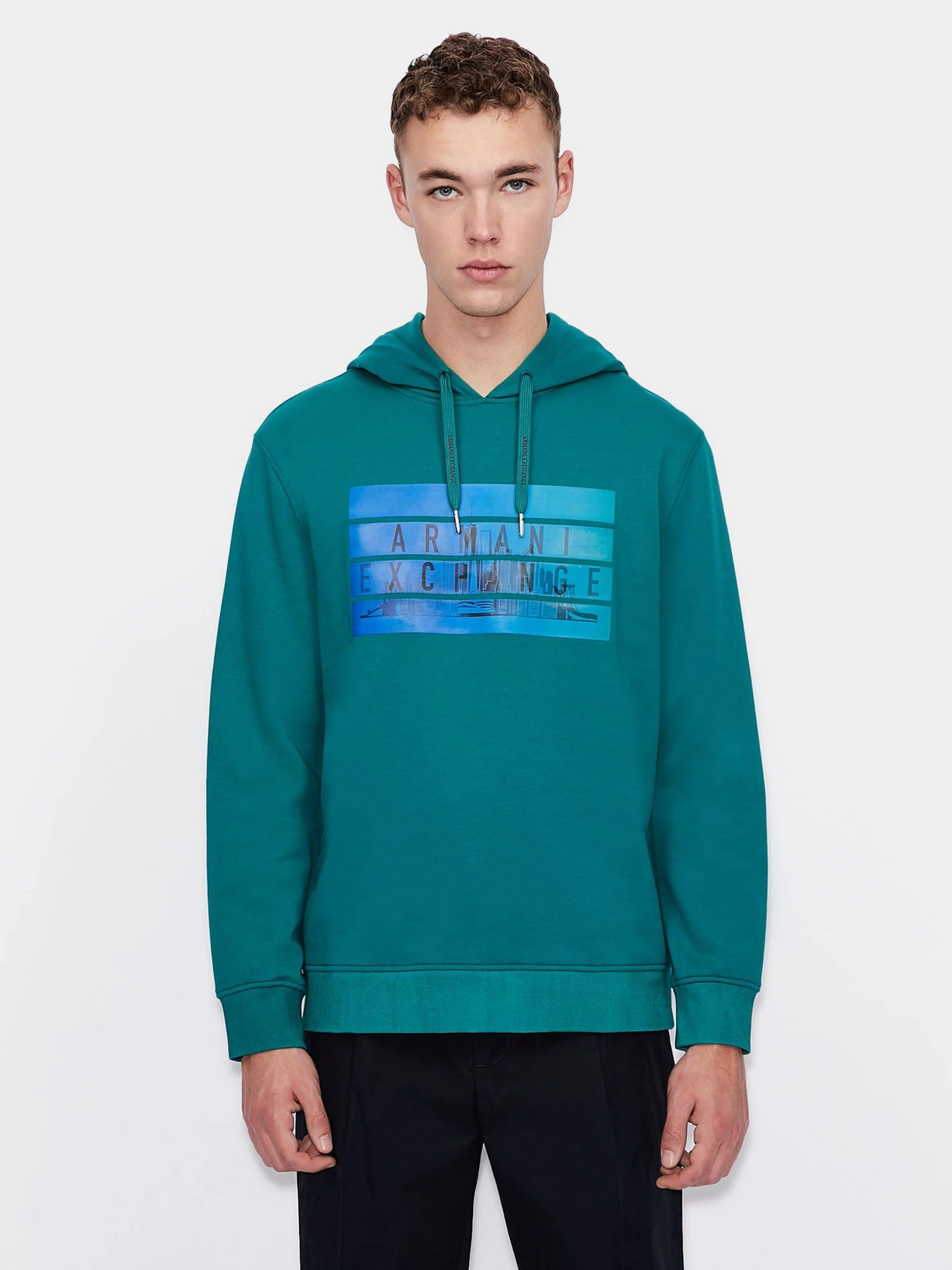 Худи и свитшоты Armani Exchange модель 6HZMFR-ZJ1PZ-1800 Худи и свитшоты Armani Exchange модель 6HZMFR-ZJ1PZ-1800 Фото