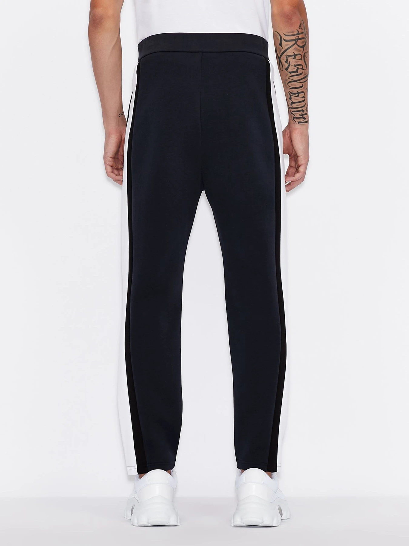 Брюки Armani Exchange модель 3KZPFF-ZJ5GZ-5543 Брюки Armani Exchange модель 3KZPFF-ZJ5GZ-5543 Фото