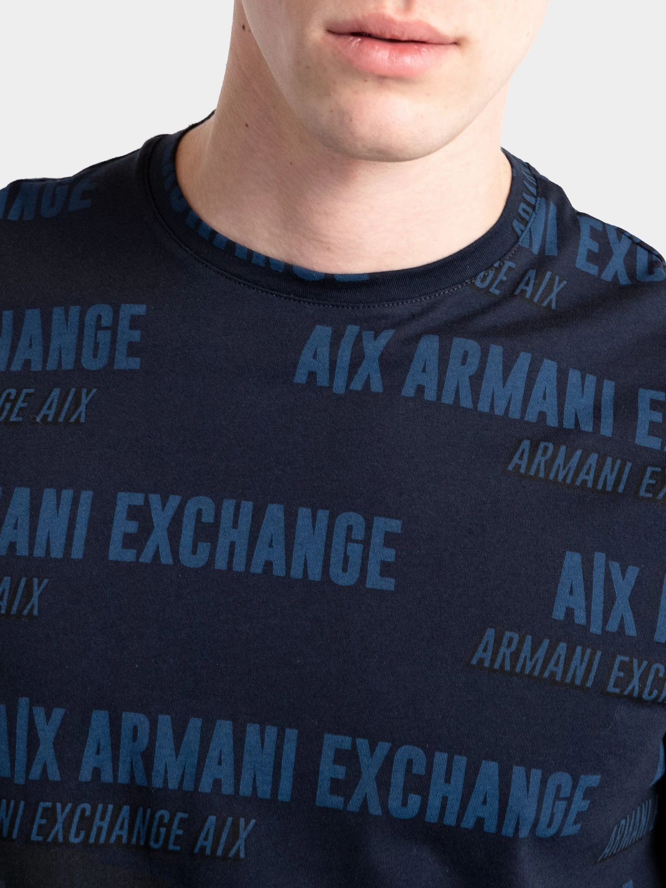 Футболки і поло Armani Exchange модель 3KZTFC-ZJH4Z-2504 Футболки і поло Armani Exchange модель 3KZTFC-ZJH4Z-2504 Фото