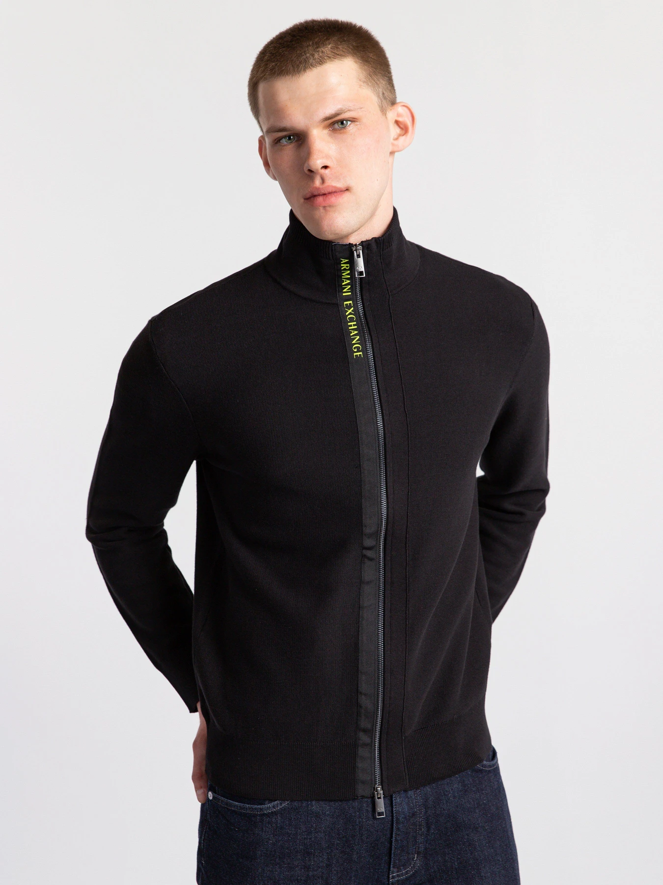 Свитры и кардиганы Armani Exchange модель 3KZE1A-ZMW6Z-1200 Свитры и кардиганы Armani Exchange модель 3KZE1A-ZMW6Z-1200 Фото