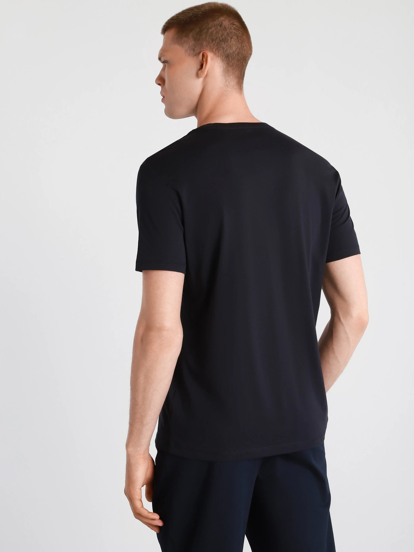 Футболки і поло Armani Exchange модель 3KZTFD-ZJBVZ-1510 Футболки і поло Armani Exchange модель 3KZTFD-ZJBVZ-1510 Фото