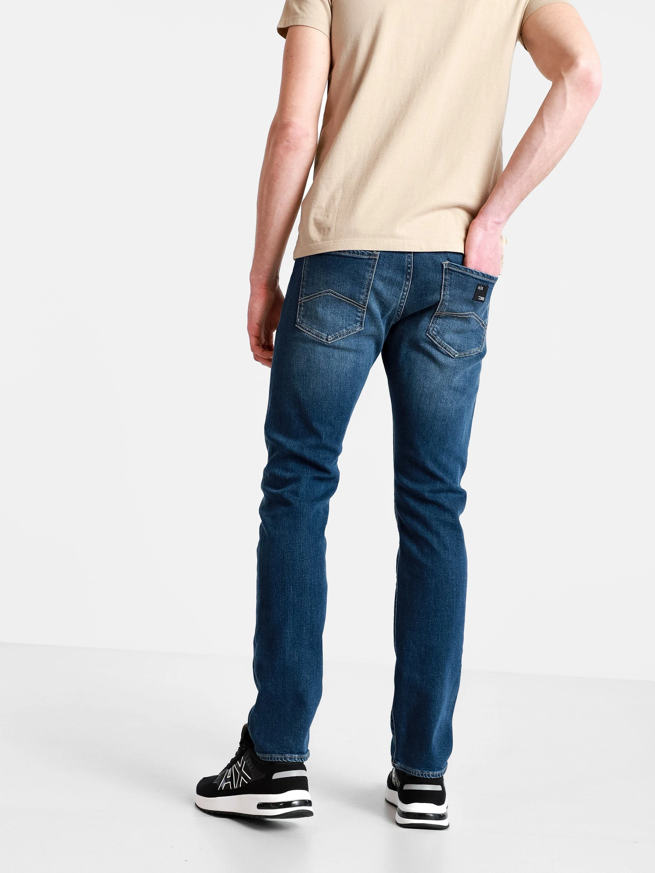 Джинсы Armani Exchange Slim модель 8NZJ13-Z3DXZ-1500 Джинсы Armani Exchange Slim модель 8NZJ13-Z3DXZ-1500 Фото