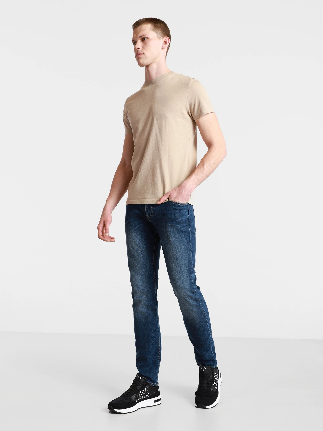 Джинсы Armani Exchange Slim модель 8NZJ13-Z3DXZ-1500 Джинсы Armani Exchange Slim модель 8NZJ13-Z3DXZ-1500 Фото