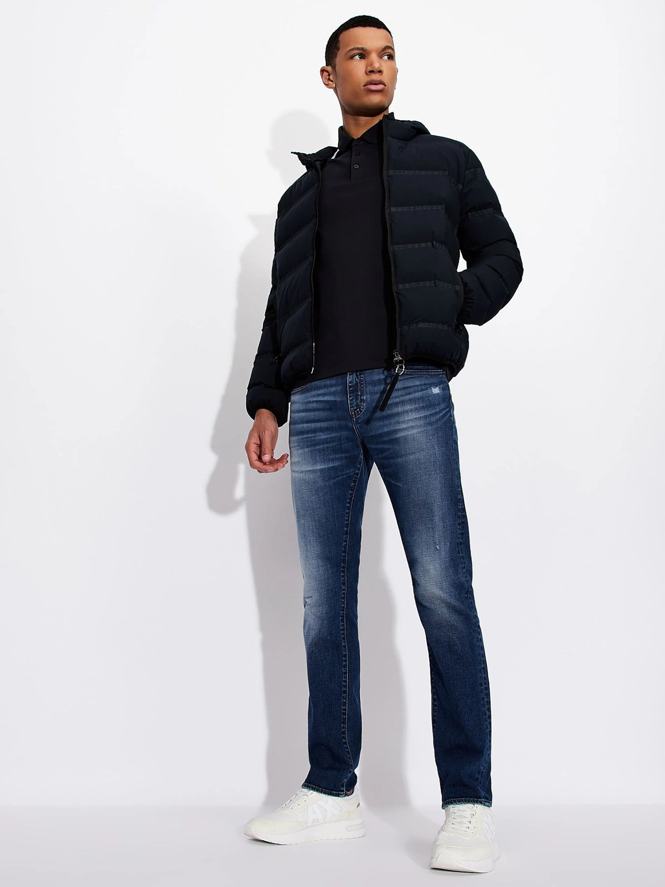 Джинси Armani Exchange Slim модель 3KZJ13-Z1FNZ-1500 Джинси Armani Exchange Slim модель 3KZJ13-Z1FNZ-1500 Фото