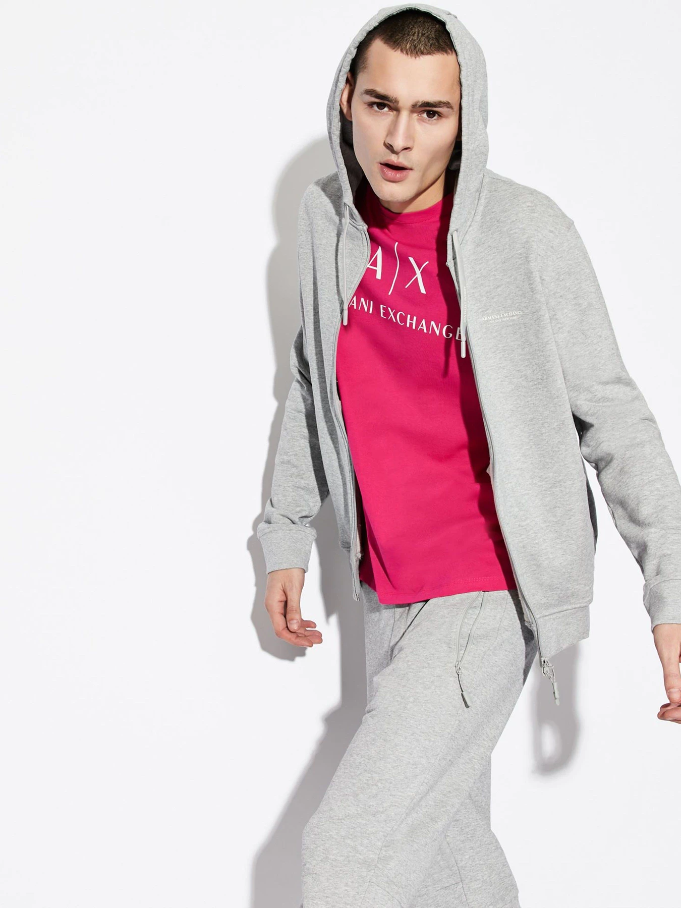Худи и свитшоты Armani Exchange модель 8NZM95-ZJKRZ-3901 Худи и свитшоты Armani Exchange модель 8NZM95-ZJKRZ-3901 Фото