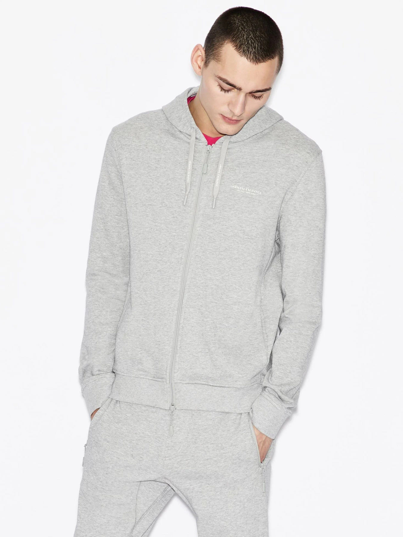 Худи и свитшоты Armani Exchange модель 8NZM95-ZJKRZ-3901 Худи и свитшоты Armani Exchange модель 8NZM95-ZJKRZ-3901 Фото