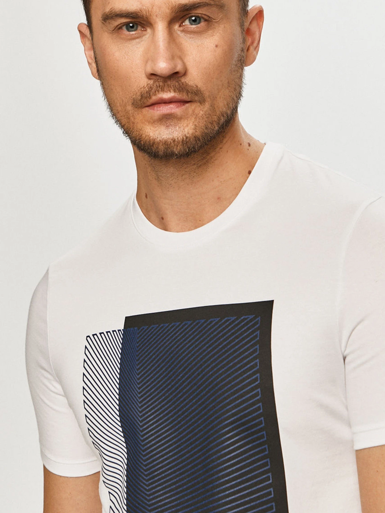Футболки і поло Armani Exchange модель 3KZTFQ-ZJS1Z-1100 Фото