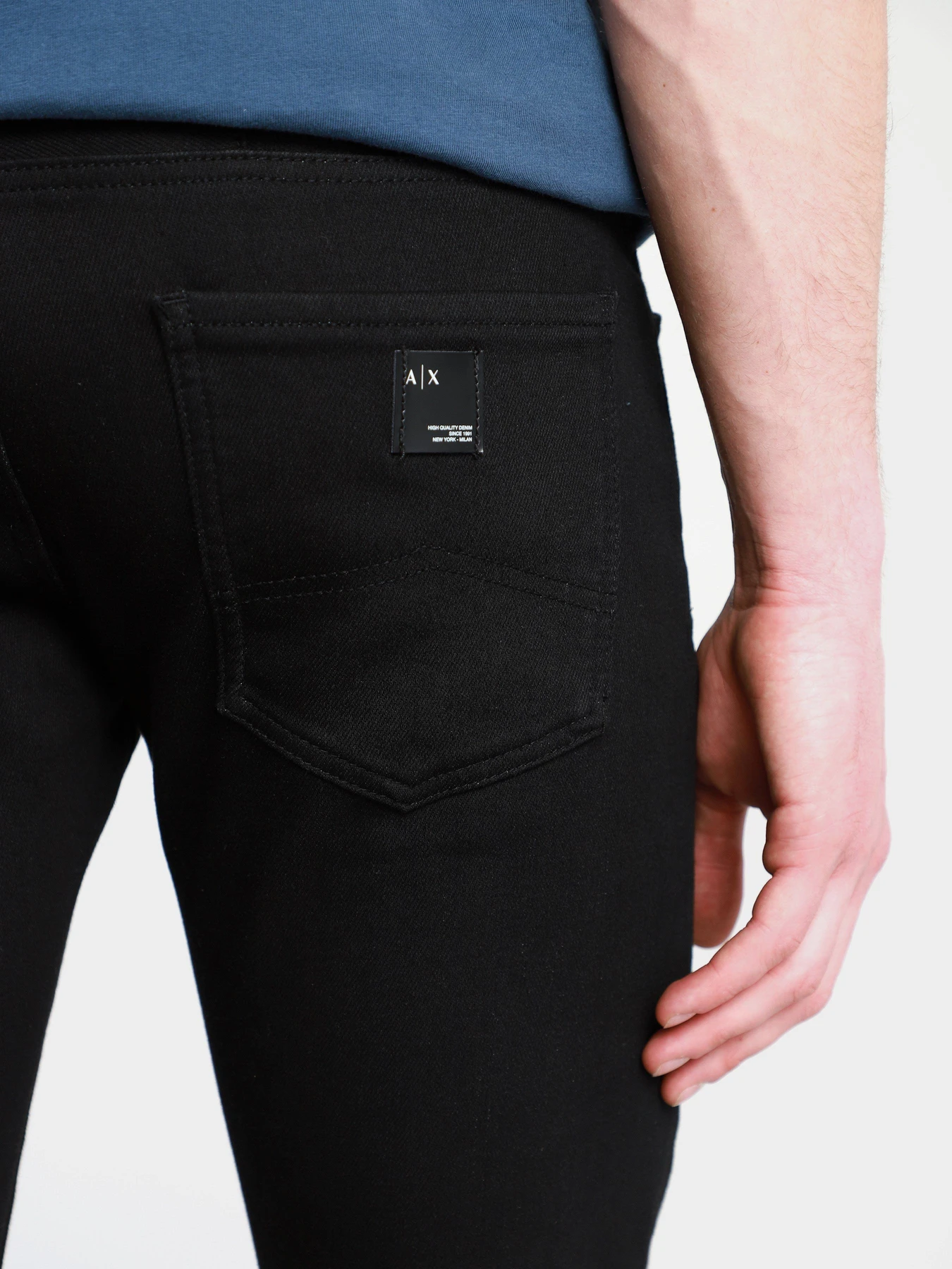 Джинсы Armani Exchange Slim модель 3KZJ13-Z1GYZ-0204 Джинсы Armani Exchange Slim модель 3KZJ13-Z1GYZ-0204 Фото