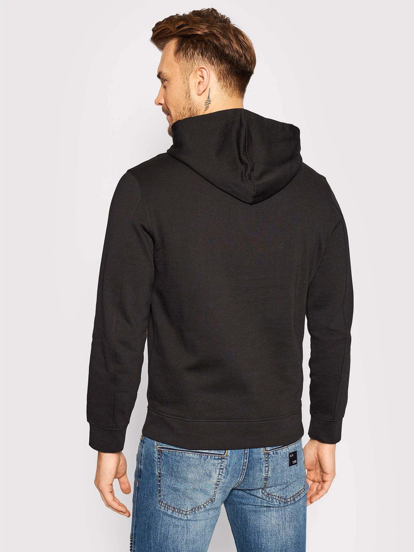 Худи и свитшоты Armani Exchange модель 6HZMFR-ZJ1PZ-1200 Худи и свитшоты Armani Exchange модель 6HZMFR-ZJ1PZ-1200 Фото