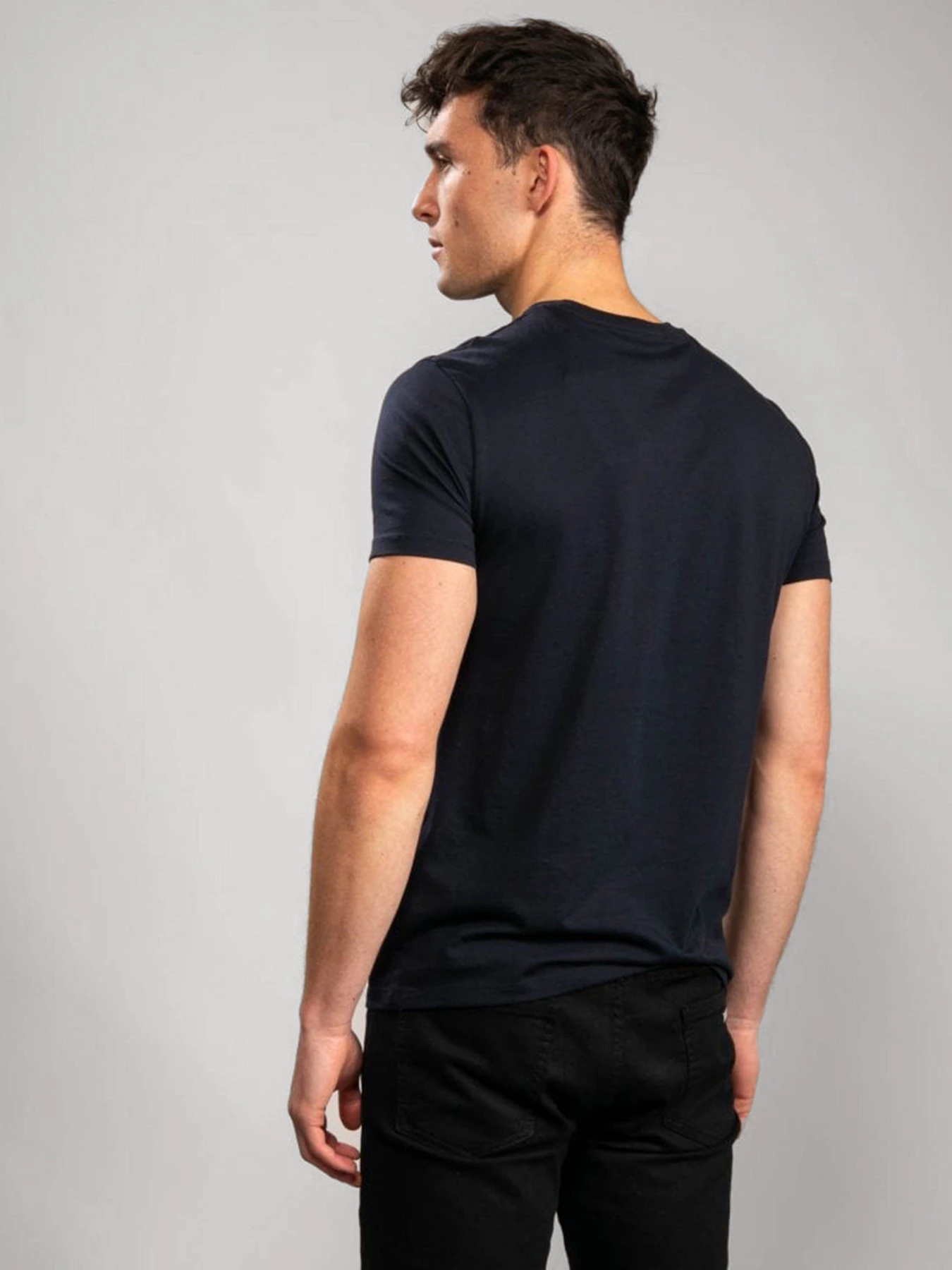 Футболки и поло Armani Exchange модель 8NZT72-Z8H4Z-1510 Фото