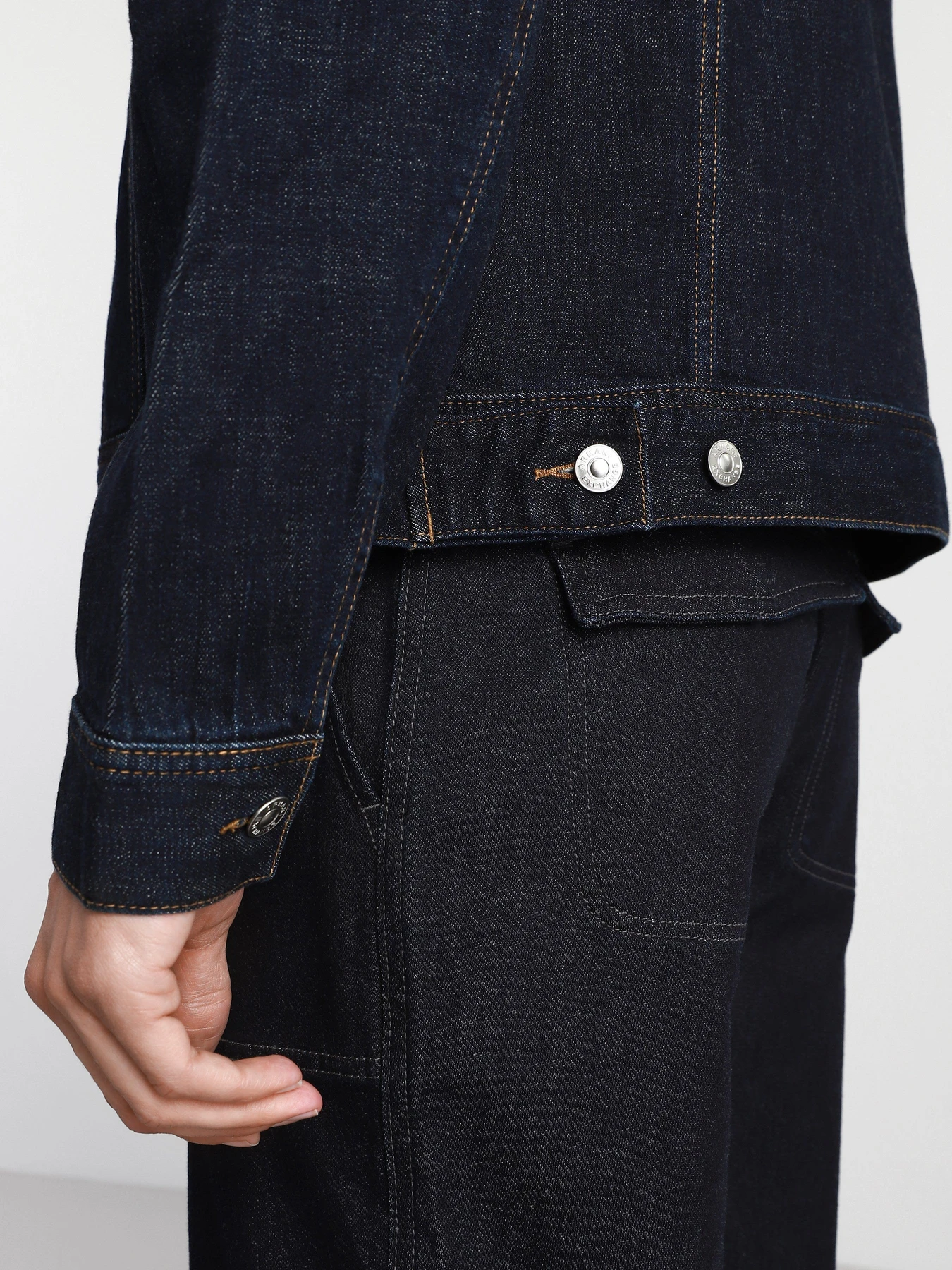 Куртки та дублянки Armani Exchange модель 3KZBP1-Z1EWZ-1500 Куртки та дублянки Armani Exchange модель 3KZBP1-Z1EWZ-1500 Фото