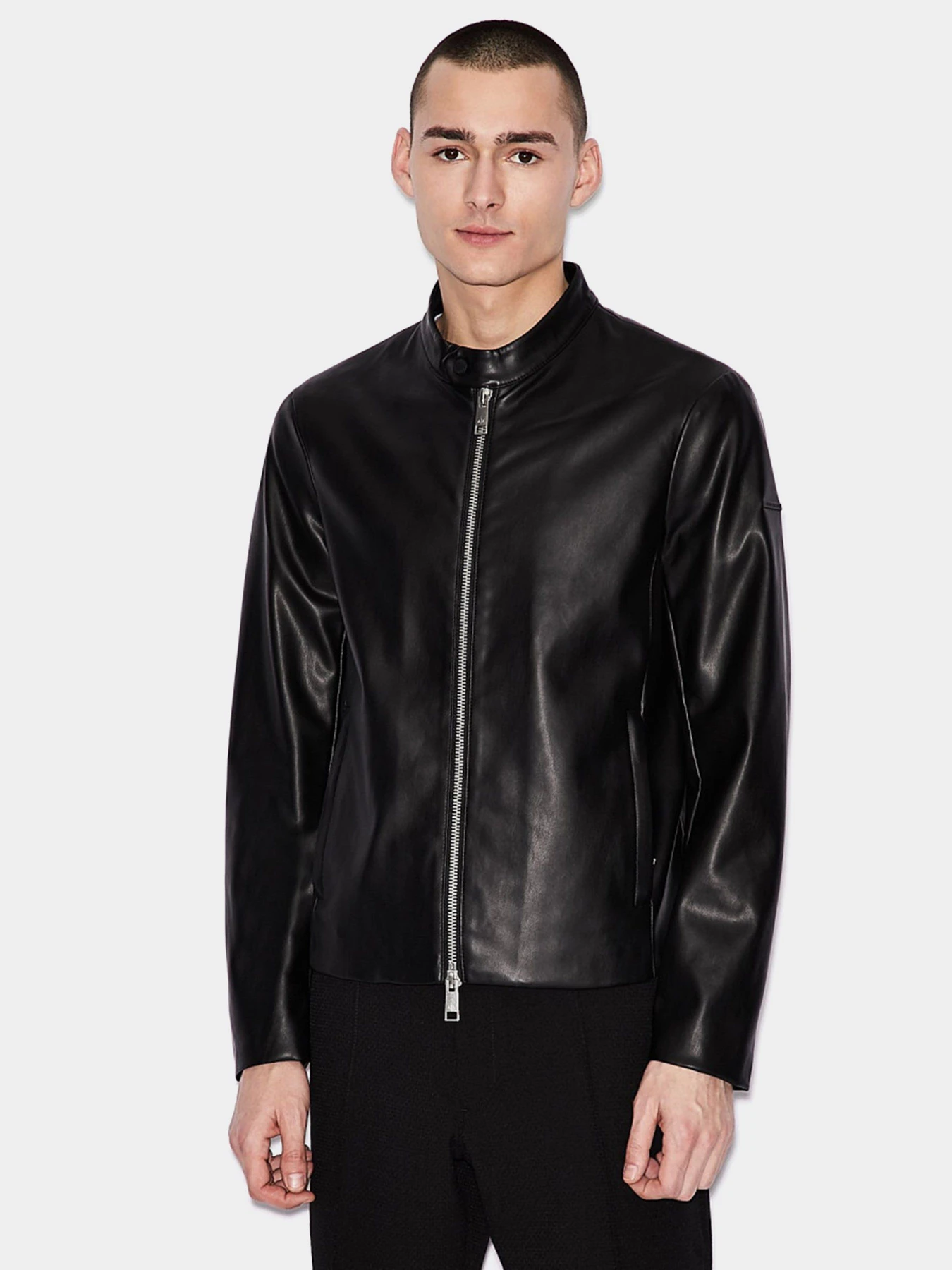 Куртки та дублянки Armani Exchange модель 8NZB08-ZNAAZ-1200 Куртки та дублянки Armani Exchange модель 8NZB08-ZNAAZ-1200 Фото