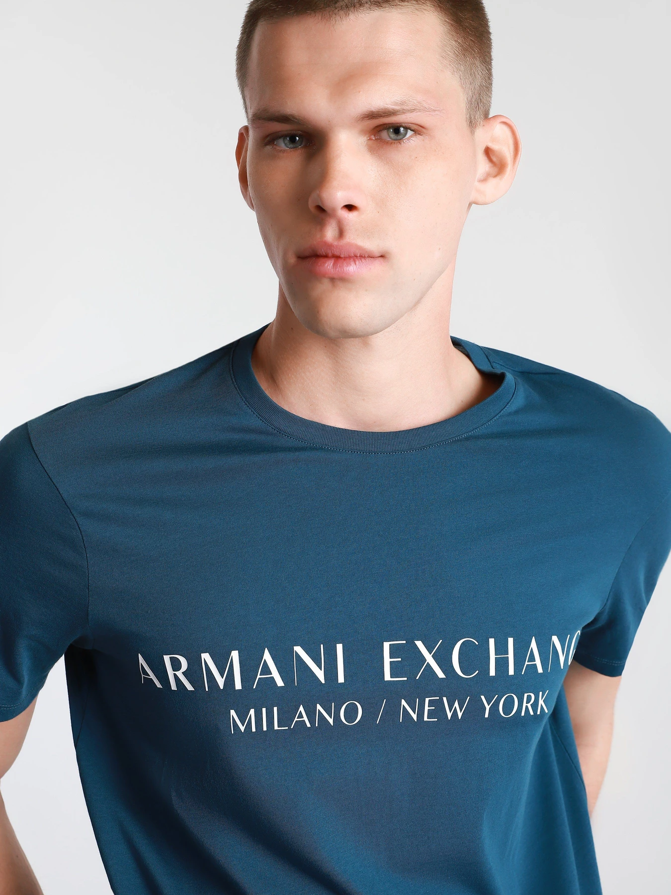 Футболки и поло Armani Exchange модель 8NZT72-Z8H4Z-05CR Футболки и поло Armani Exchange модель 8NZT72-Z8H4Z-05CR Фото