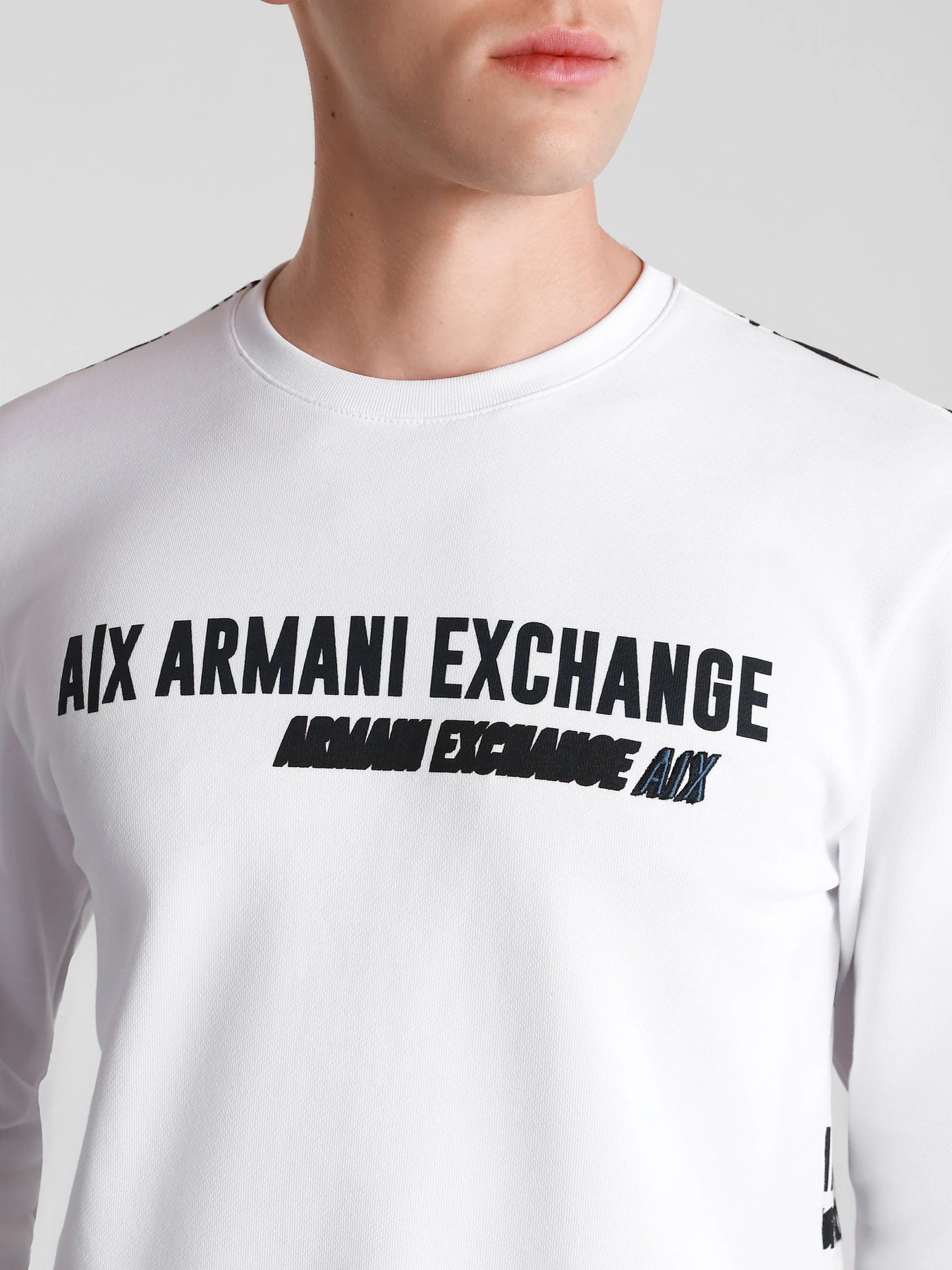 Худи и свитшоты Armani Exchange модель 3KZMAJ-ZJ7RZ-2126 Худи и свитшоты Armani Exchange модель 3KZMAJ-ZJ7RZ-2126 Фото