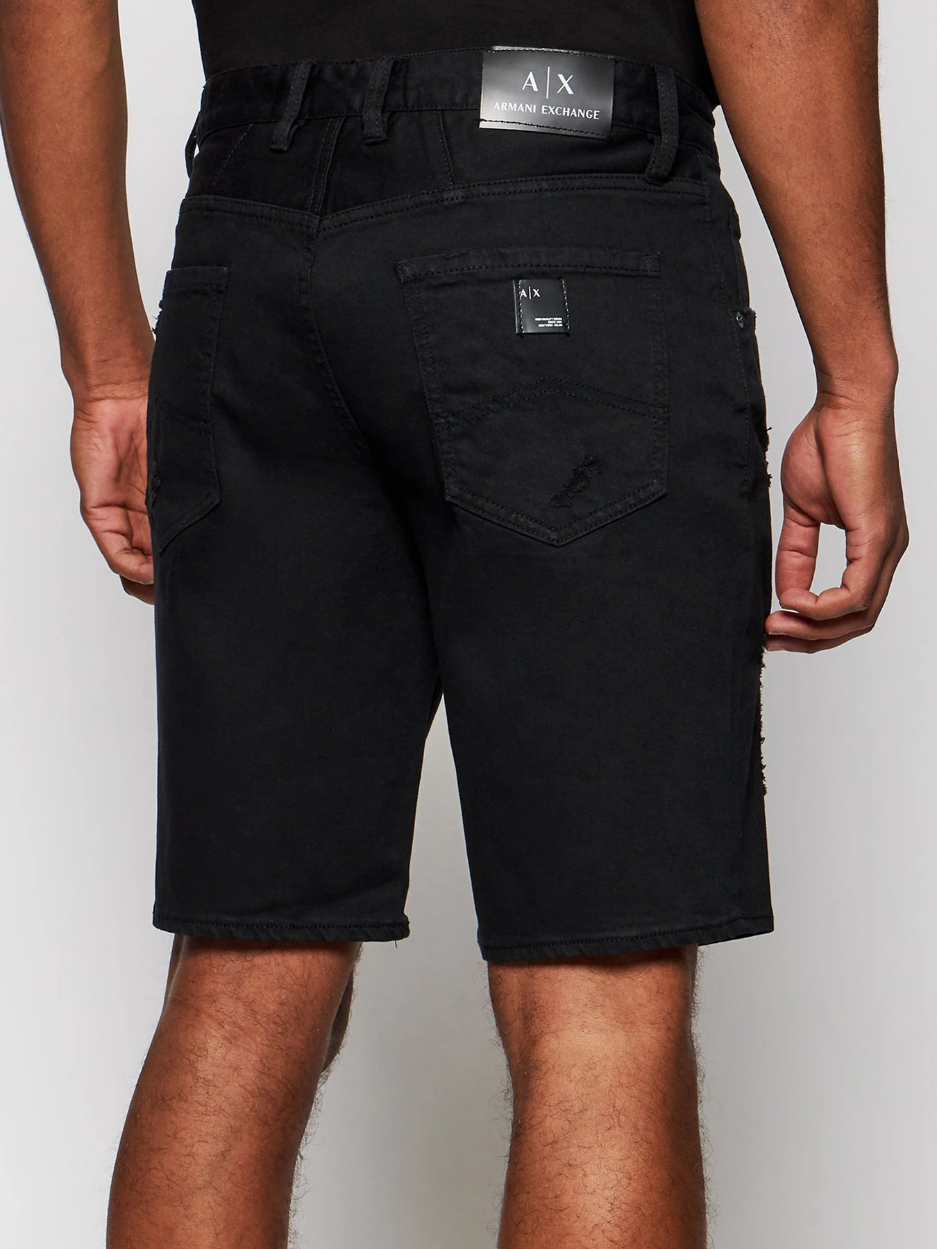 Шорты Armani Exchange модель 3KZJ80-Z1AAZ-1200 Шорты Armani Exchange модель 3KZJ80-Z1AAZ-1200 Фото