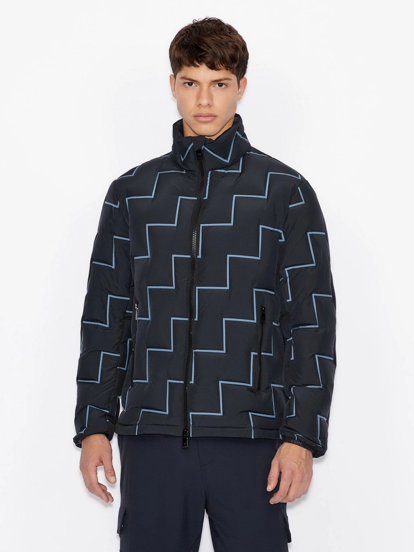 Куртки та дублянки Armani Exchange модель 6KZB13-ZNIDZ-2588 Куртки та дублянки Armani Exchange модель 6KZB13-ZNIDZ-2588 Фото