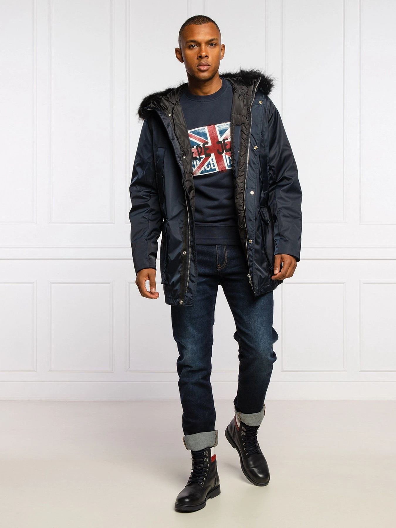 Куртки и дубленки Armani Exchange модель 6KZK36-ZNIVZ-1510 Фото