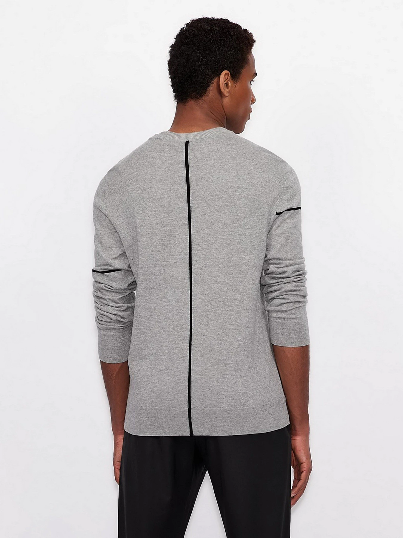 Свитры и кардиганы Armani Exchange модель 6KZM1D-ZMN9Z-3907 Свитры и кардиганы Armani Exchange модель 6KZM1D-ZMN9Z-3907 Фото
