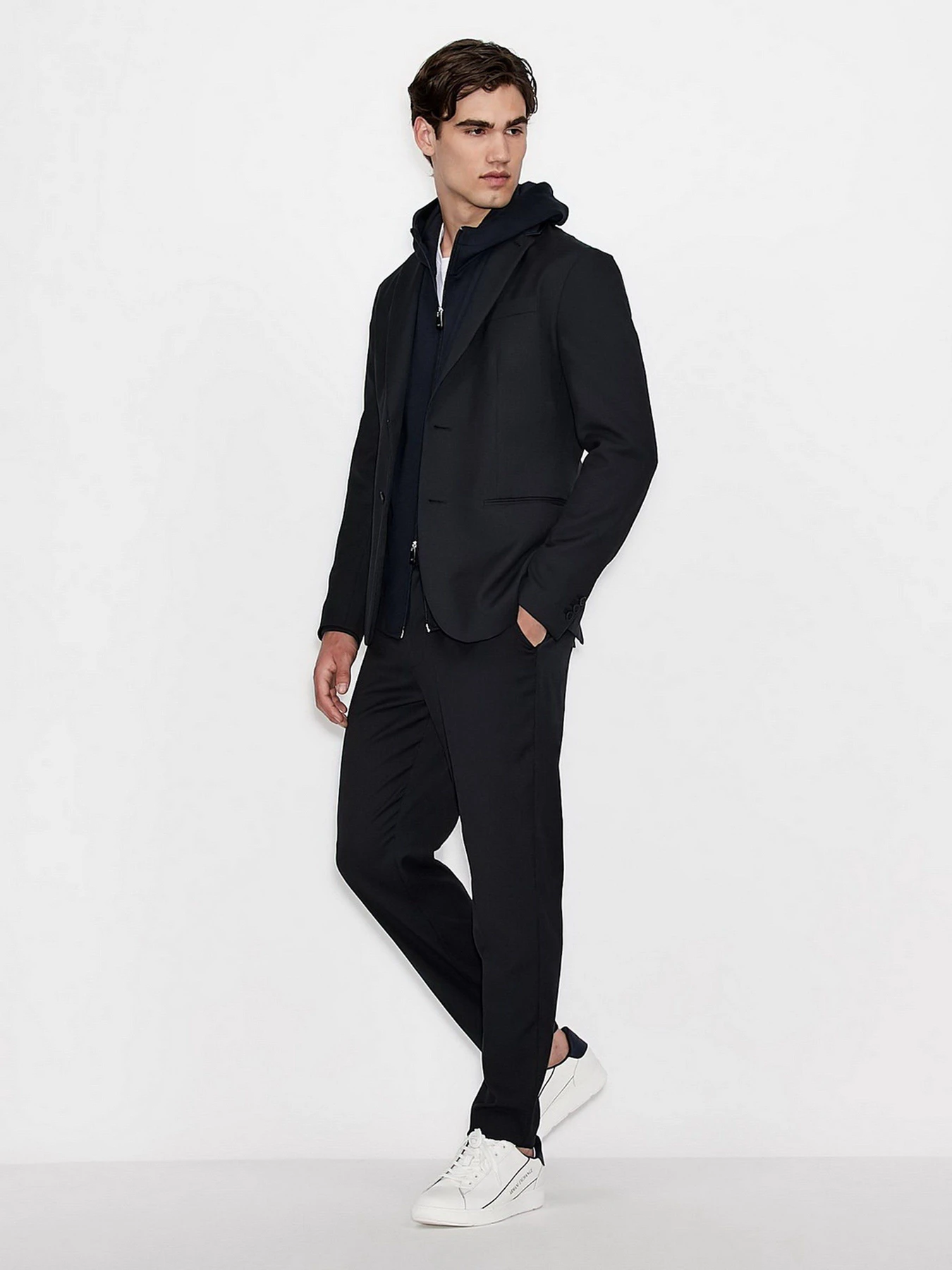 Худи и свитшоты Armani Exchange модель 6KZMGT-ZJY1Z-1510 Худи и свитшоты Armani Exchange модель 6KZMGT-ZJY1Z-1510 Фото