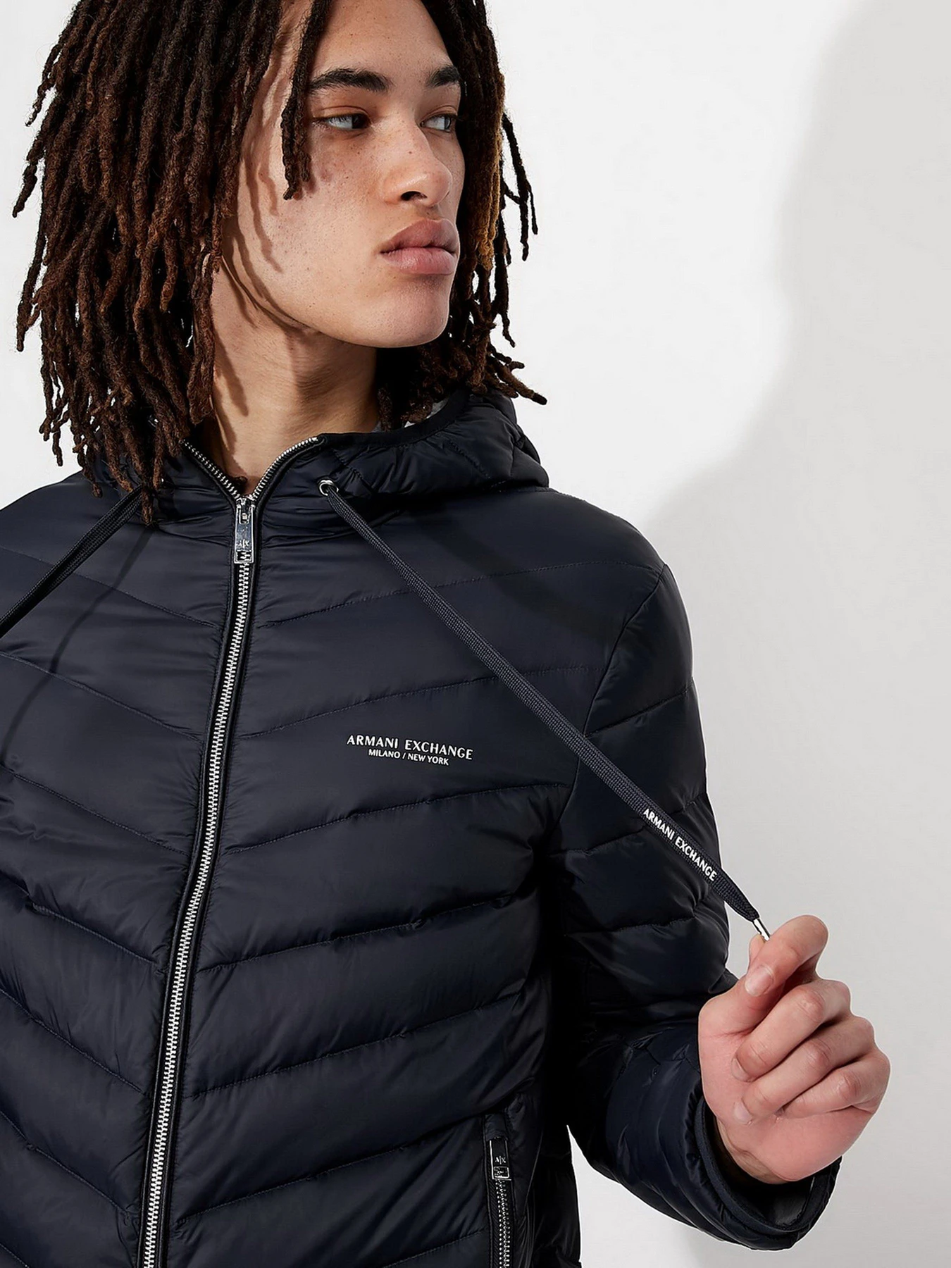 Куртки и дубленки Armani Exchange модель 8NZB53-ZNW3Z-5578 Куртки и дубленки Armani Exchange модель 8NZB53-ZNW3Z-5578 Фото