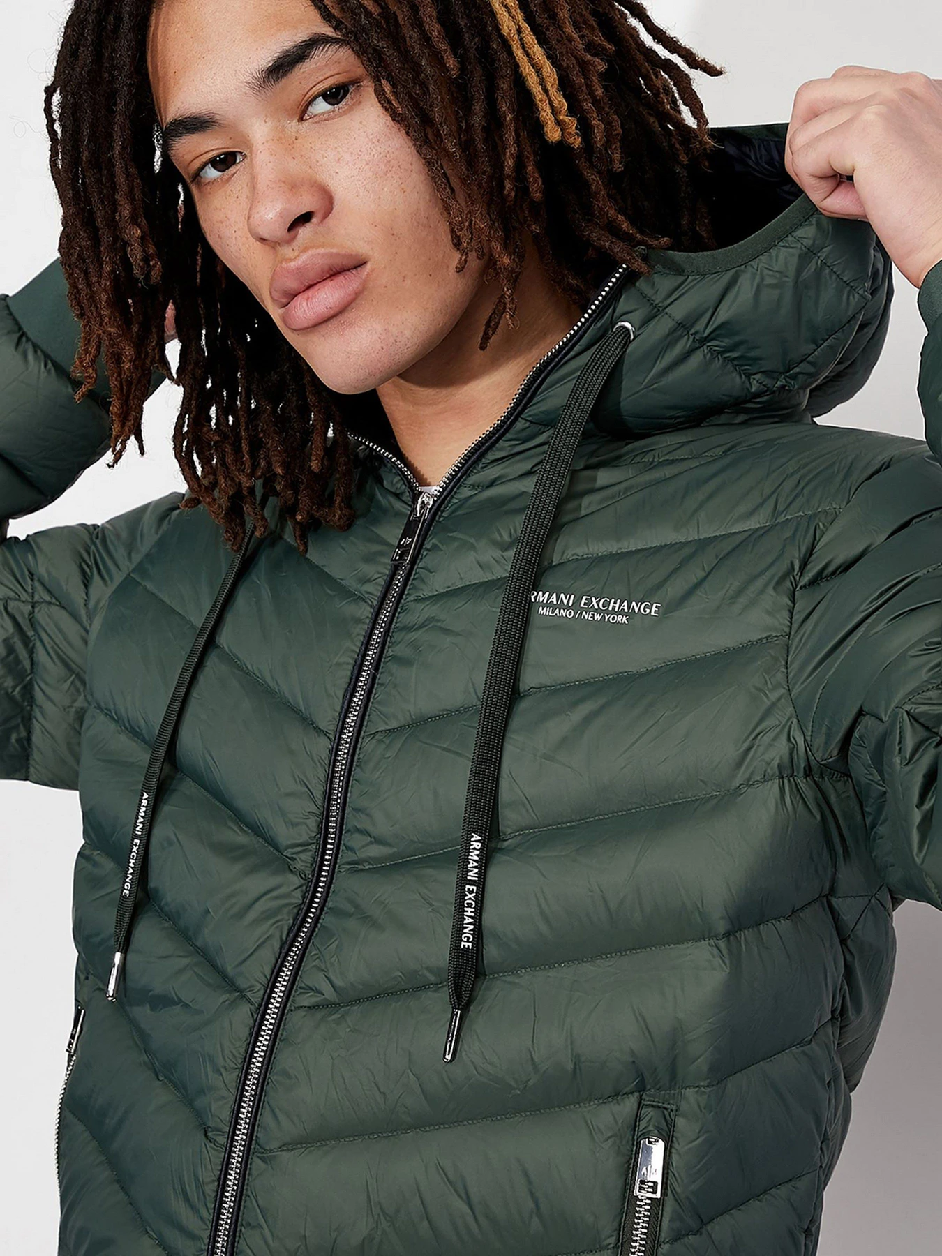 Куртки та дублянки Armani Exchange модель 8NZB53-ZNW3Z-8800 Куртки та дублянки Armani Exchange модель 8NZB53-ZNW3Z-8800 Фото
