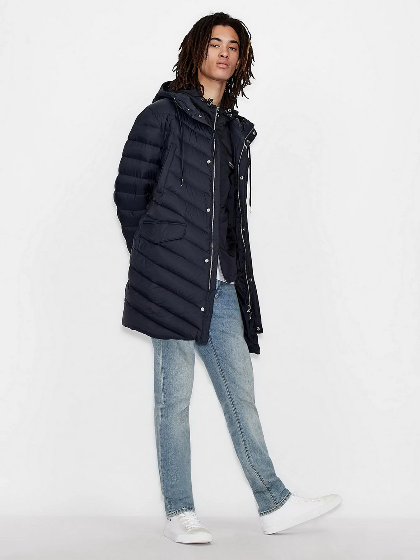 Куртки и дубленки Armani Exchange модель 8NZL20-ZNW3Z-1583 Куртки и дубленки Armani Exchange модель 8NZL20-ZNW3Z-1583 Фото