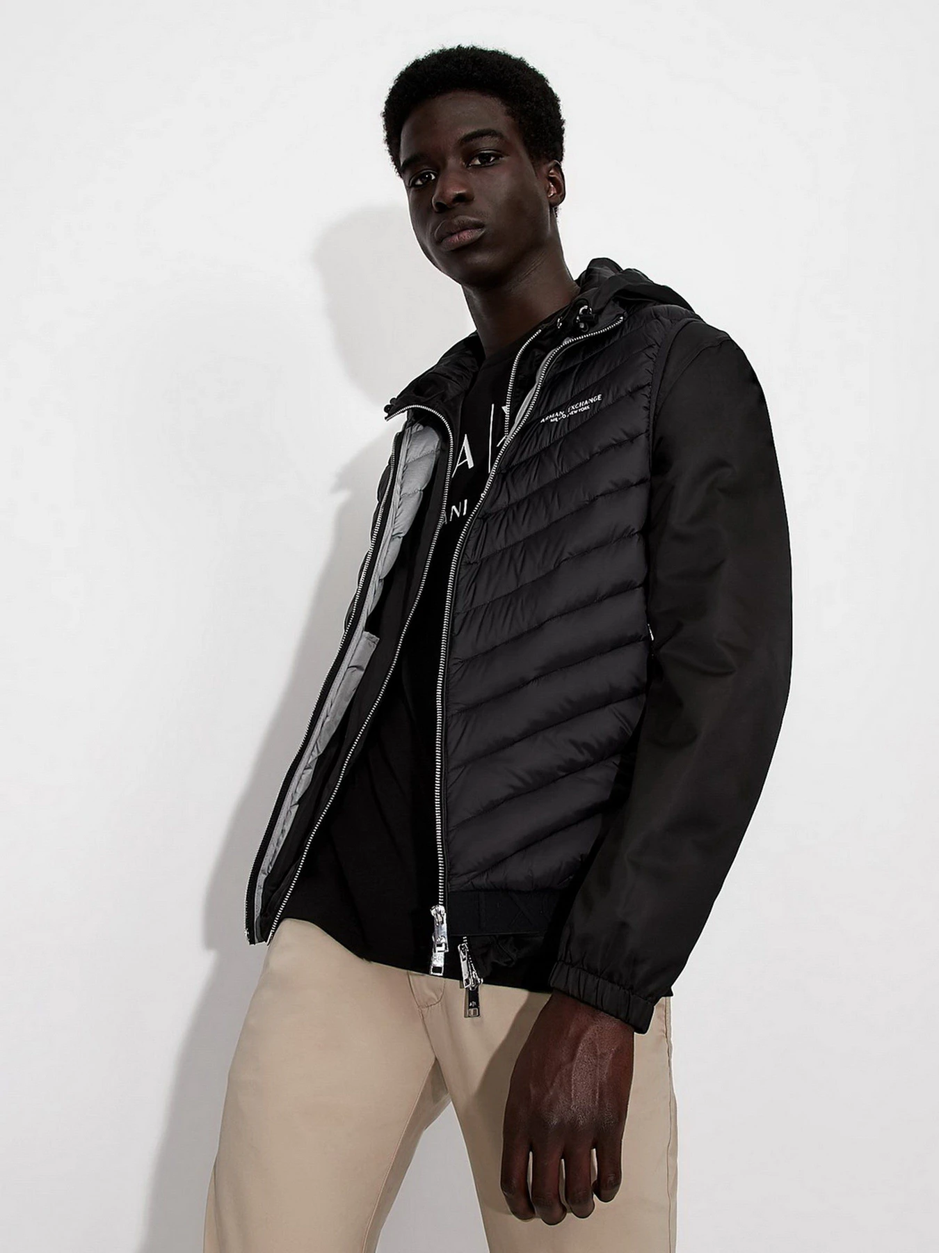Куртки та дублянки Armani Exchange модель 8NZQ52-ZNW3Z-0217 Куртки та дублянки Armani Exchange модель 8NZQ52-ZNW3Z-0217 Фото