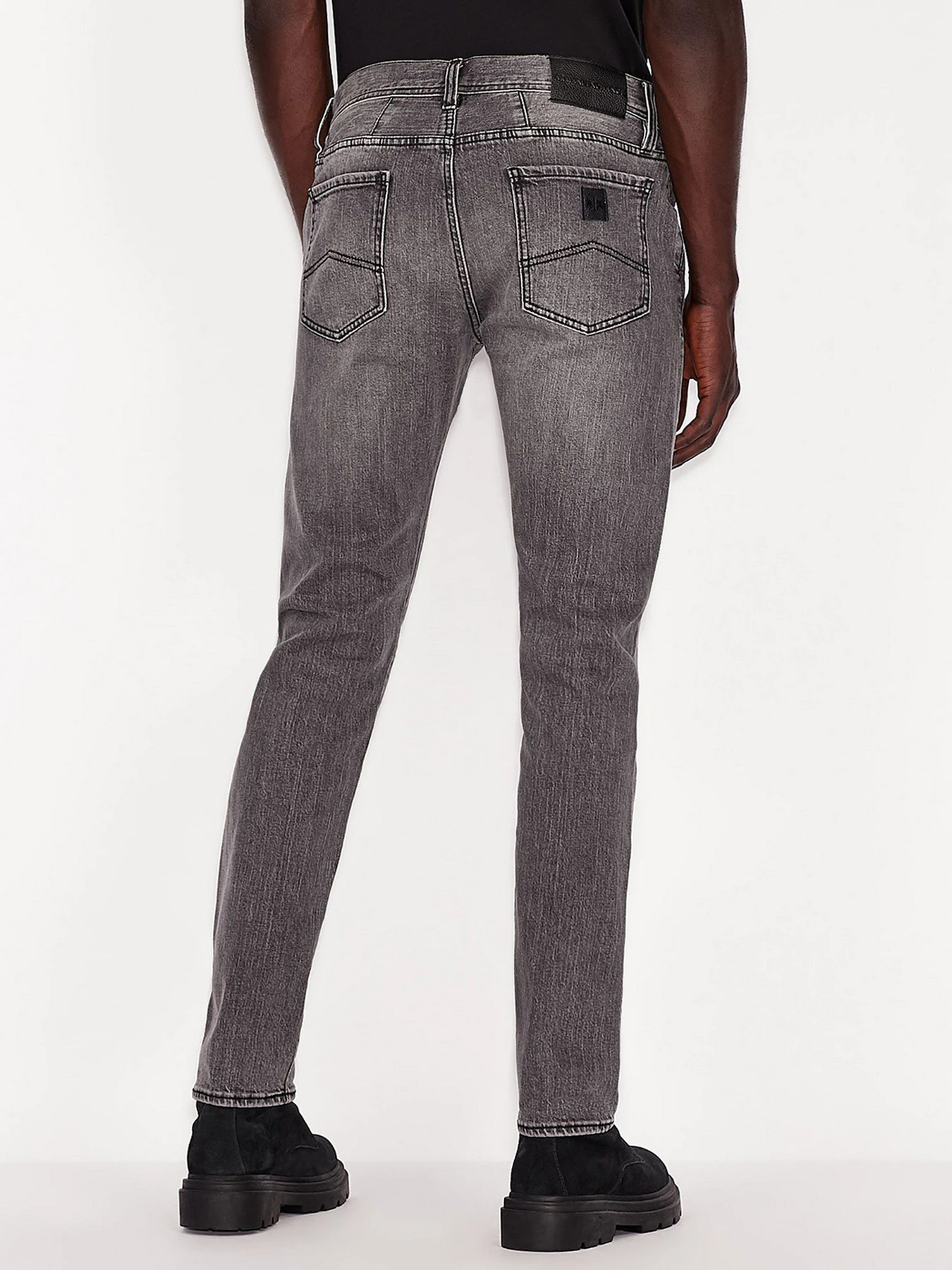 Джинси Armani Exchange Tapered модель 6KZJ24-Z2N3Z-0903 Джинси Armani Exchange Tapered модель 6KZJ24-Z2N3Z-0903 Фото
